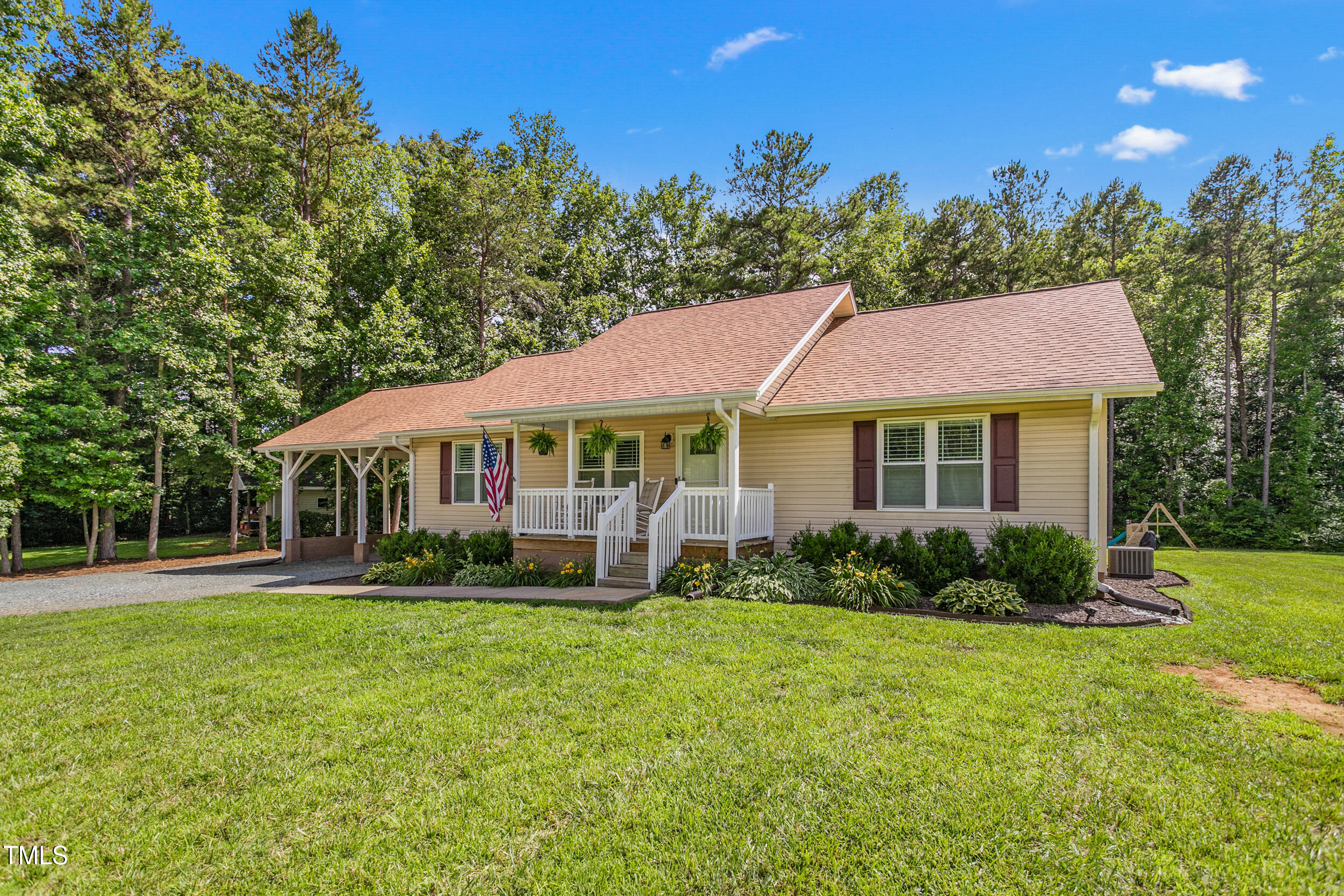 950 W Greensboro Chapel Hill Road