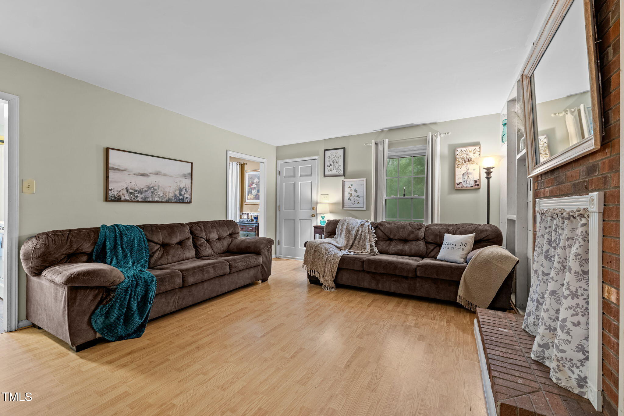 5403 Newland