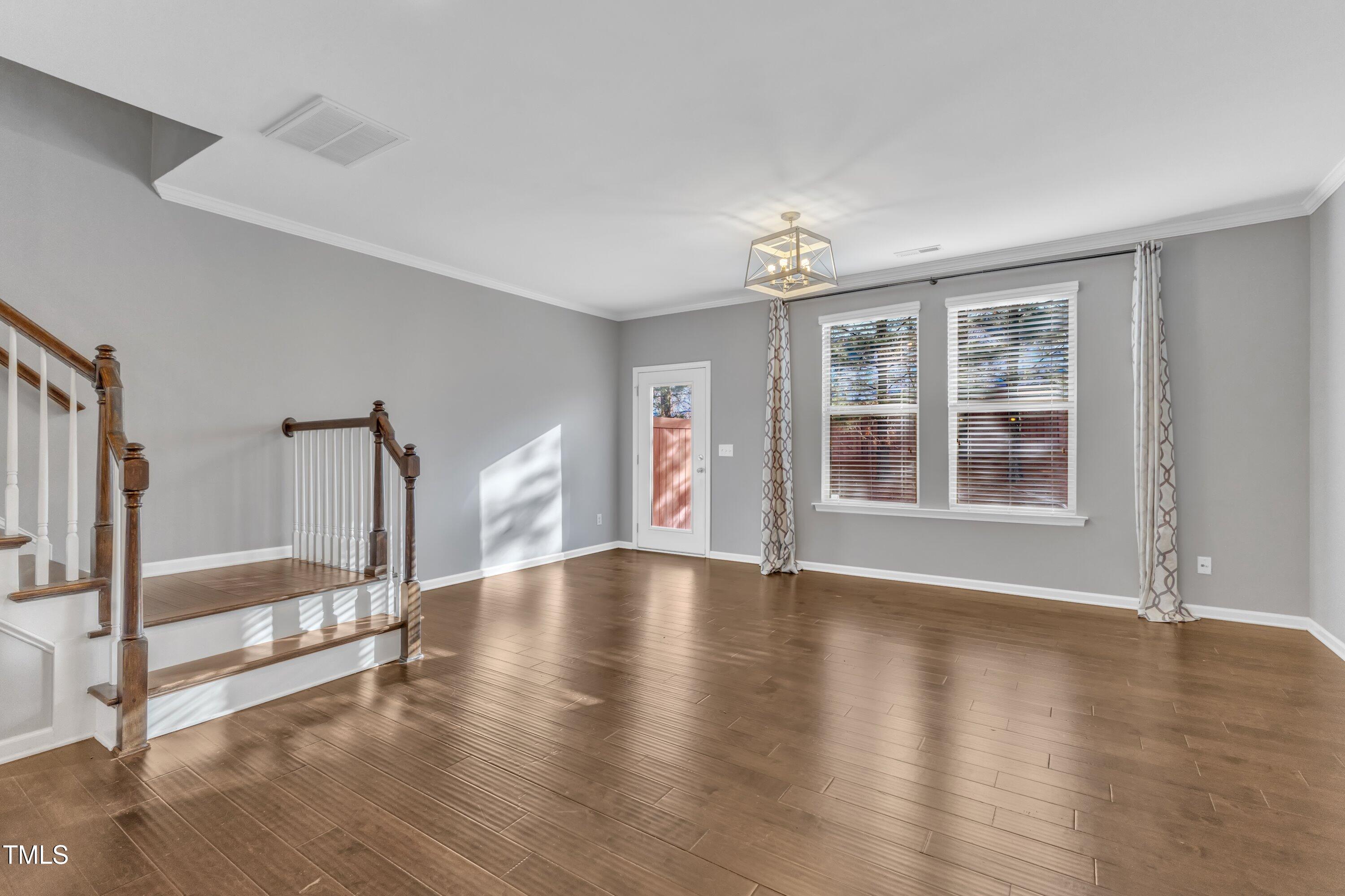 518 Retreat Lane