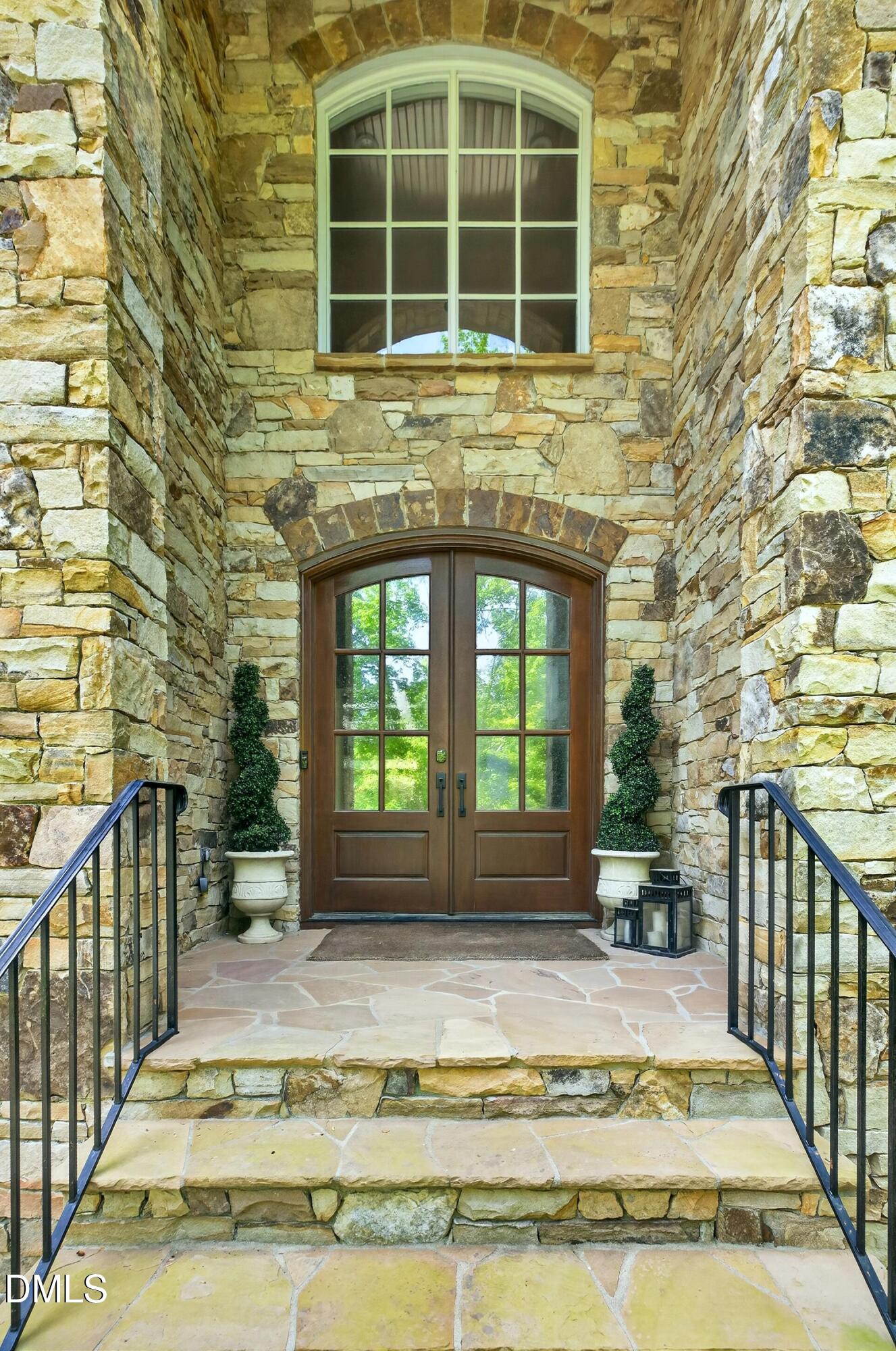 3513 Eilla Bluffs Court