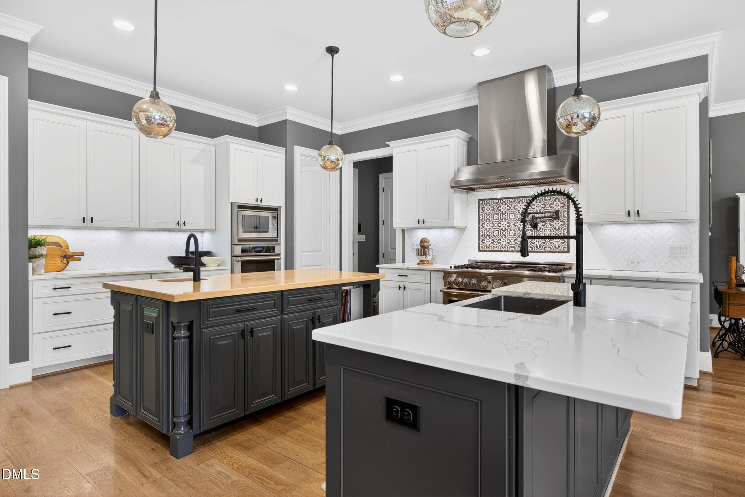 3513 Eilla Bluffs Court