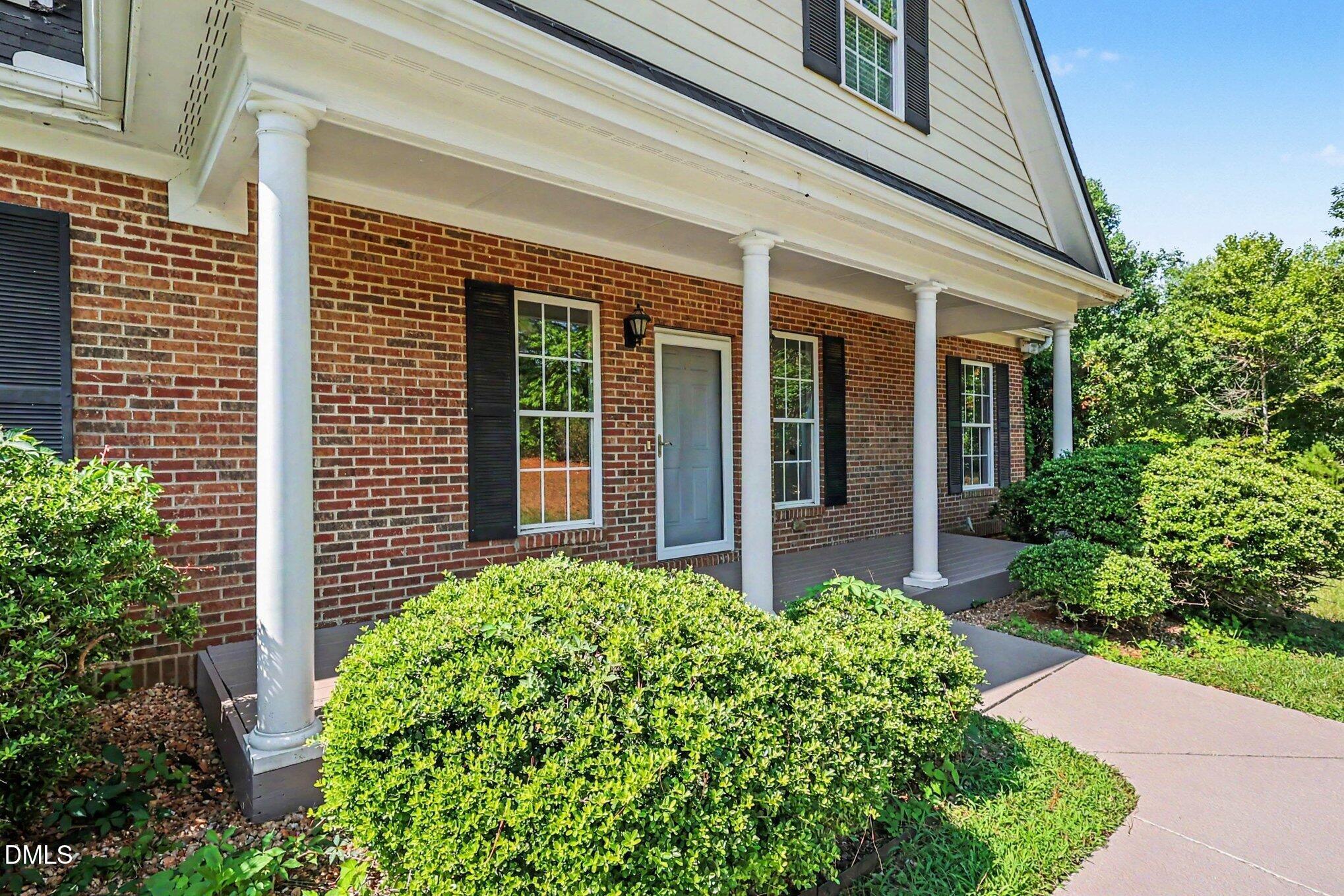 606 Old Chestnut Crossing