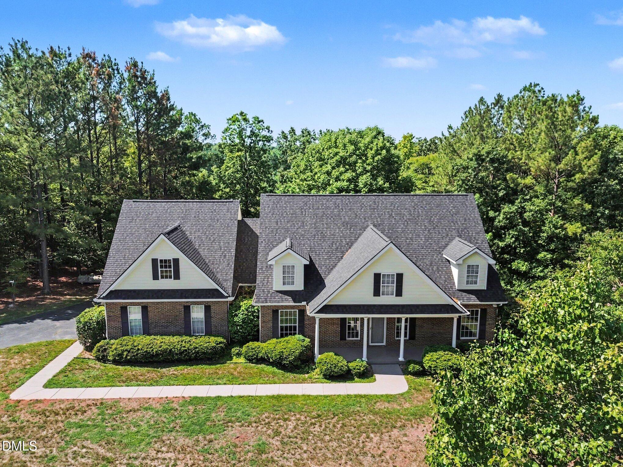 606 Old Chestnut Crossing