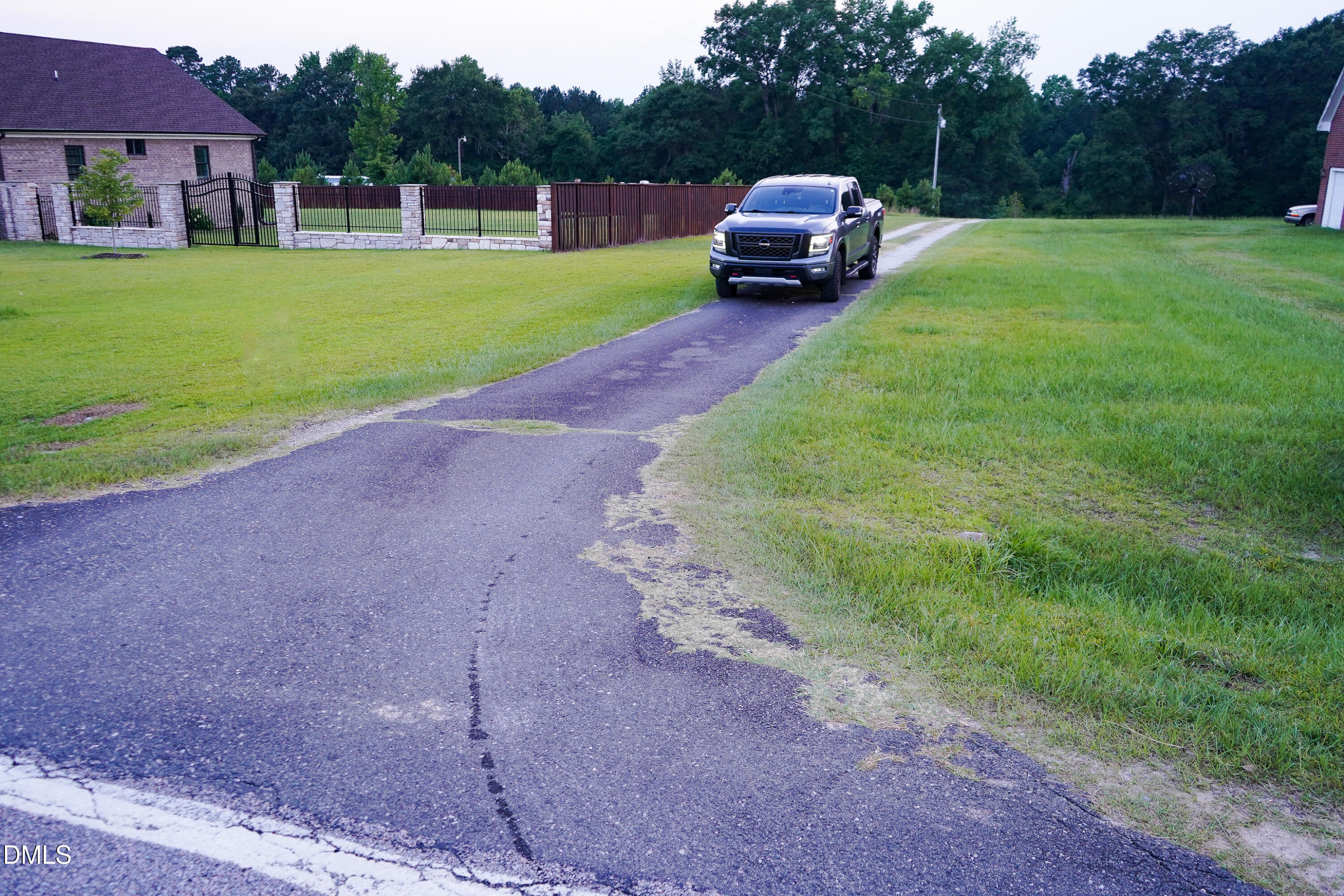 810 | 850 Wiggins Road