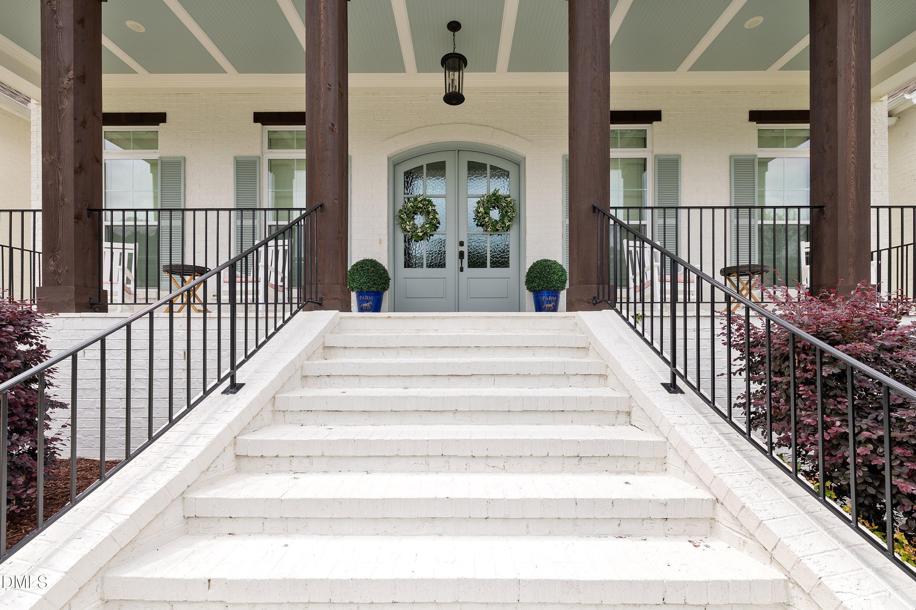 297 Diamante Drive