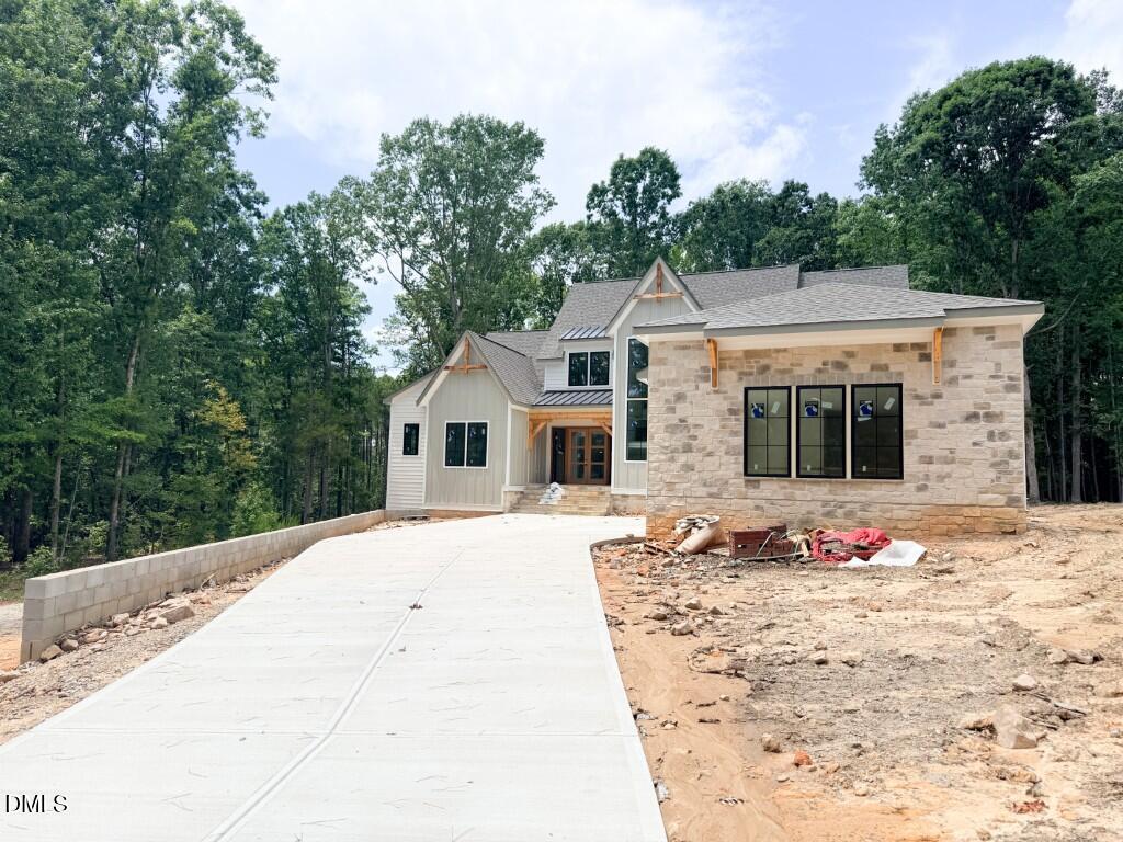 5904 Leone Pride Circle