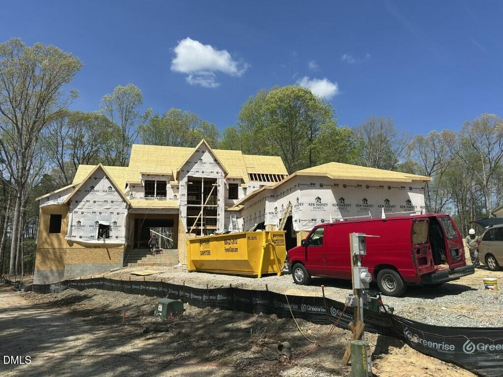 5904 Leone Pride Circle