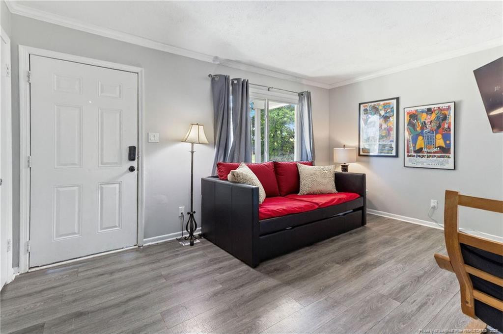 6513 Senator Drive