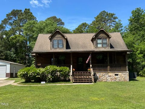 313 Stewarts Creek Road Raeford NC 28376
