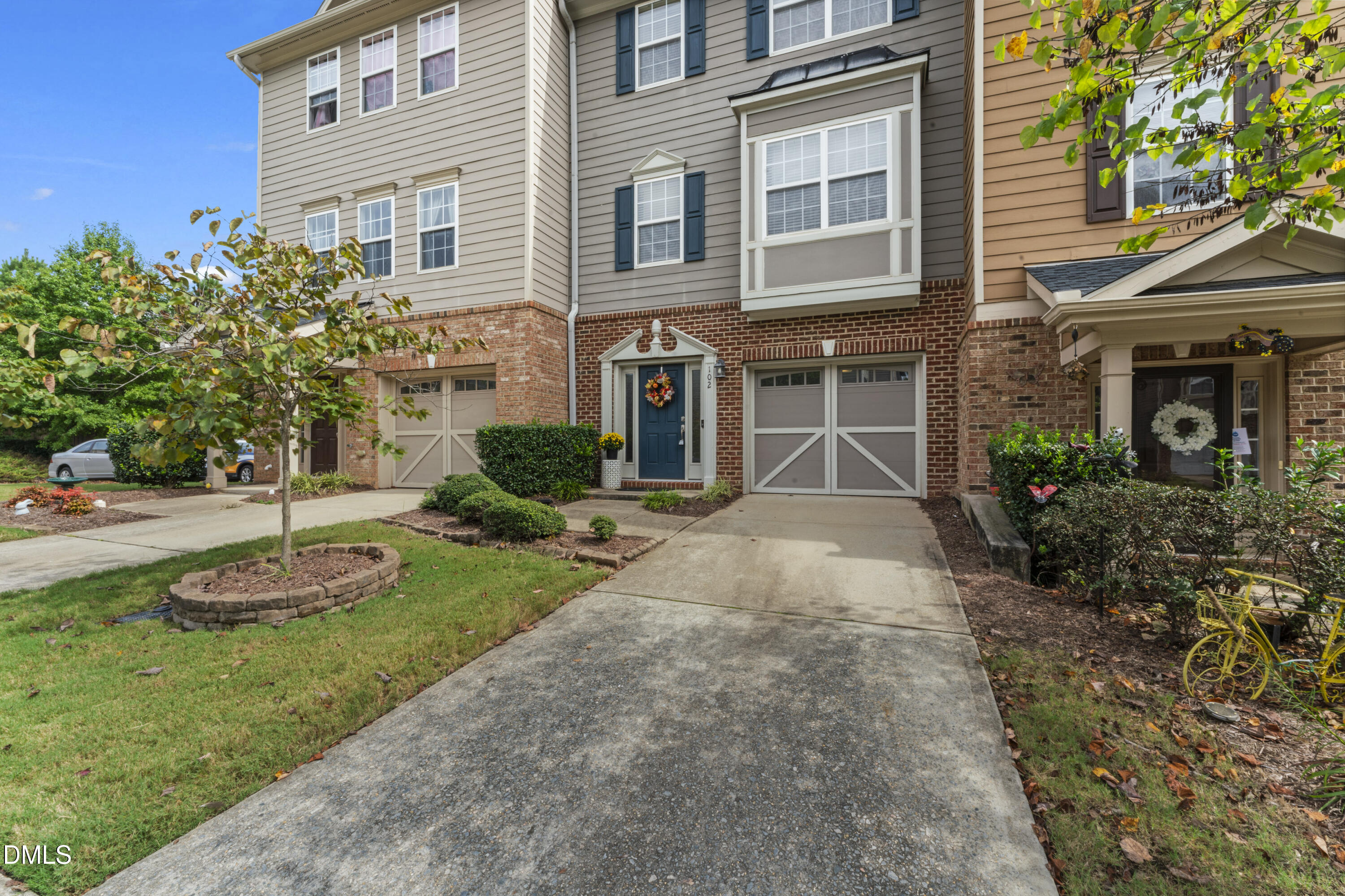 102 Gallent Hedge Trail