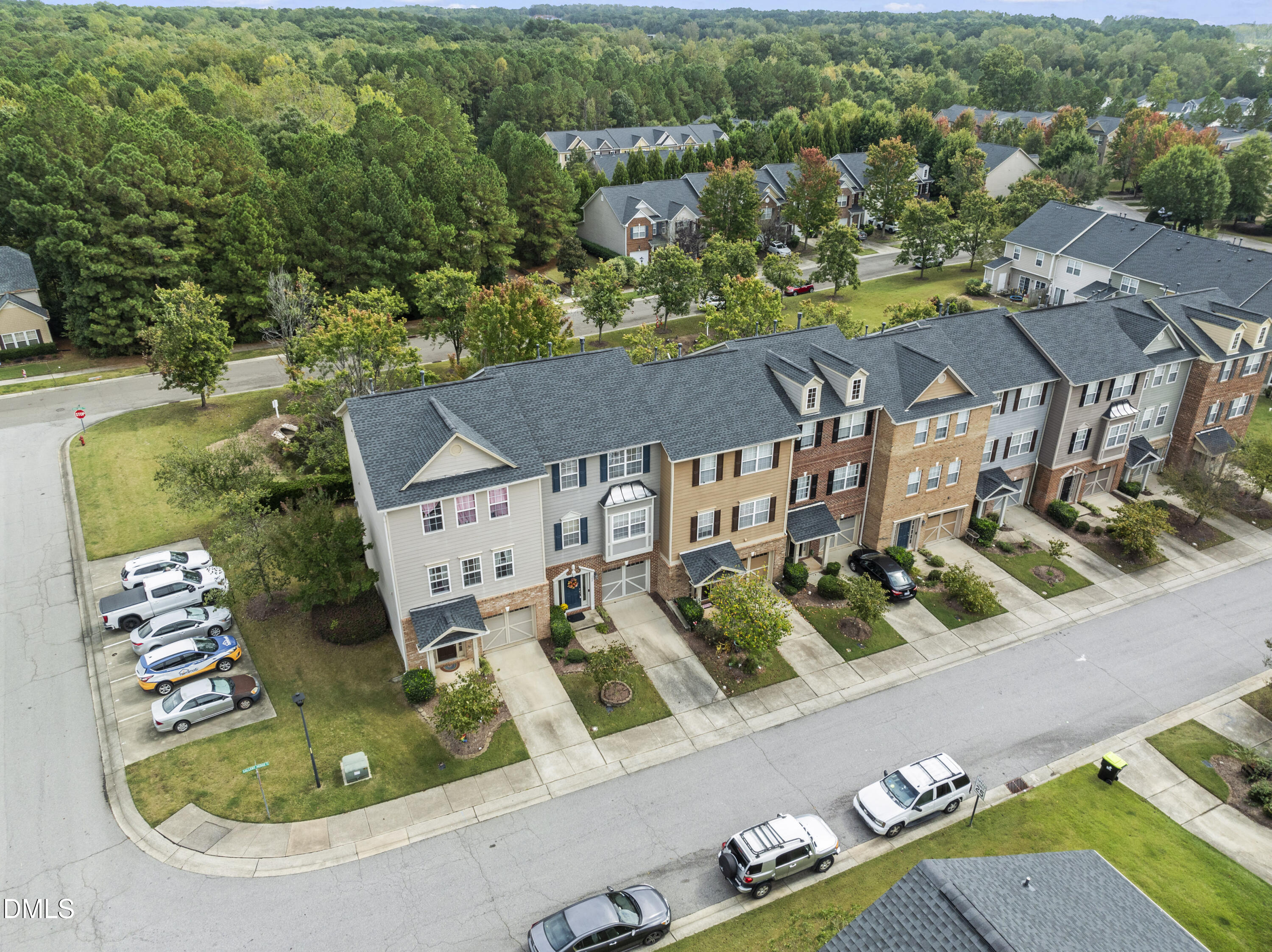 102 Gallent Hedge Trail