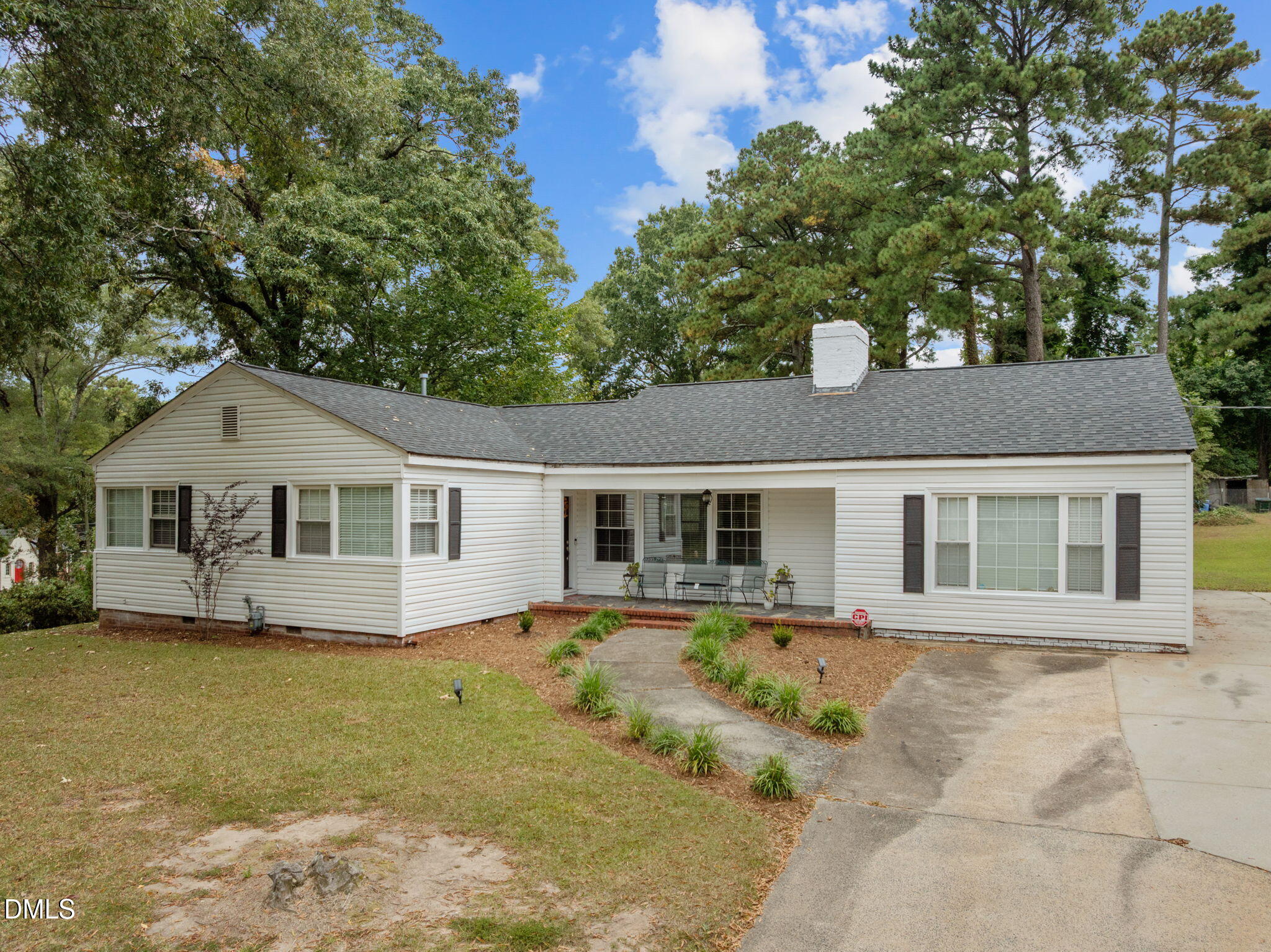 2605 Holloway Street