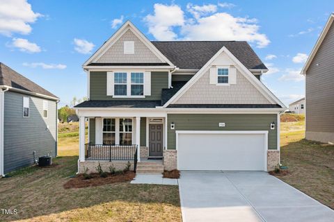 Single Family Residence in Fuquay Varina NC 3547 Bailey Lake Drive.jpg