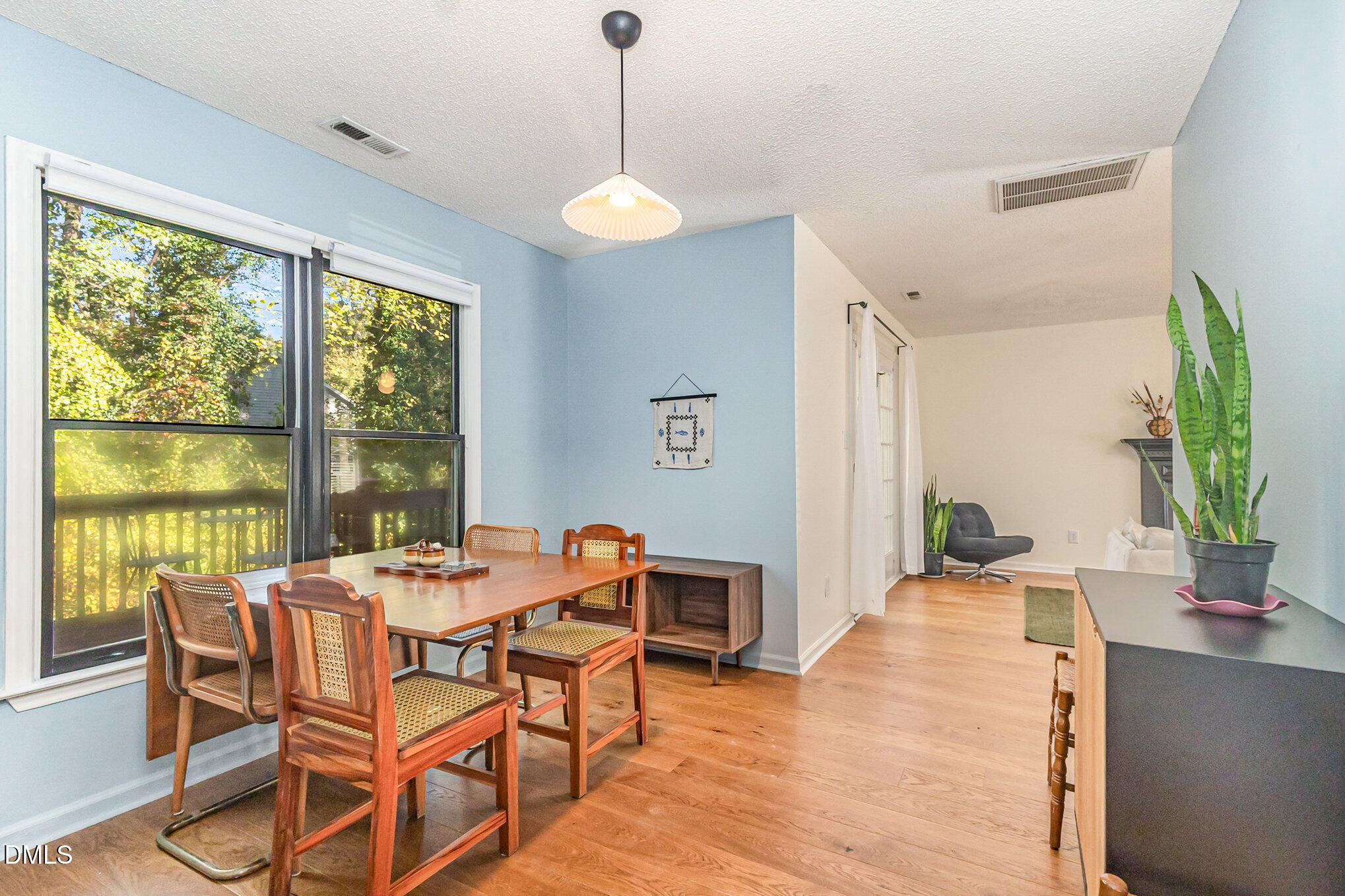 104 Forestchase Court