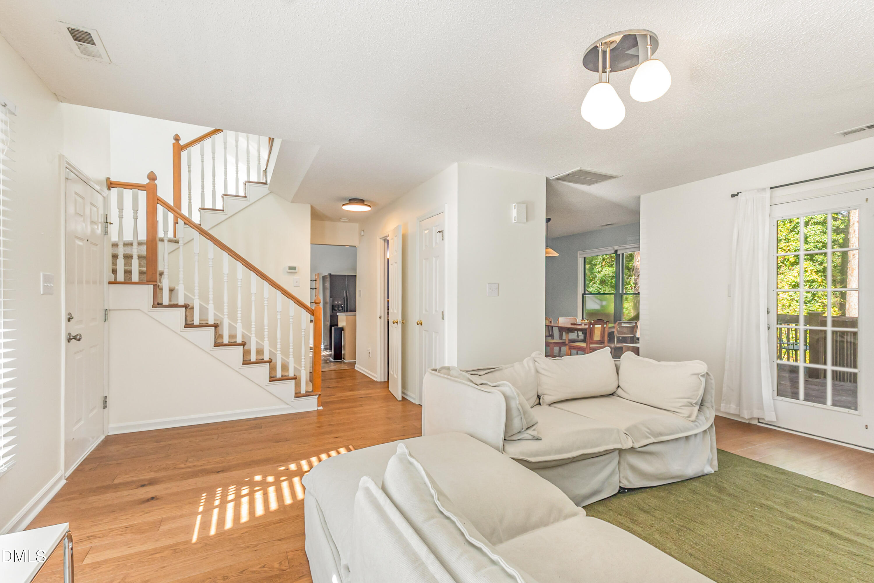 104 Forestchase Court