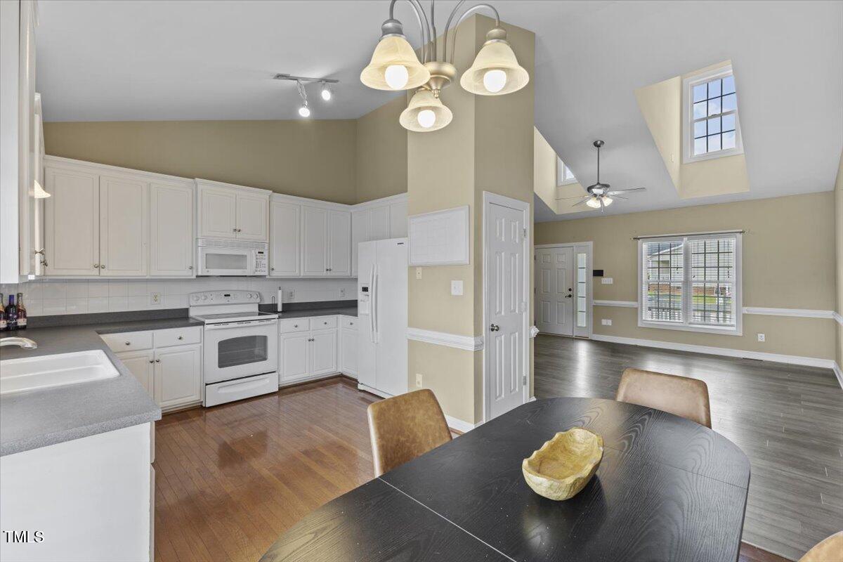 1104 Cross Creek Drive