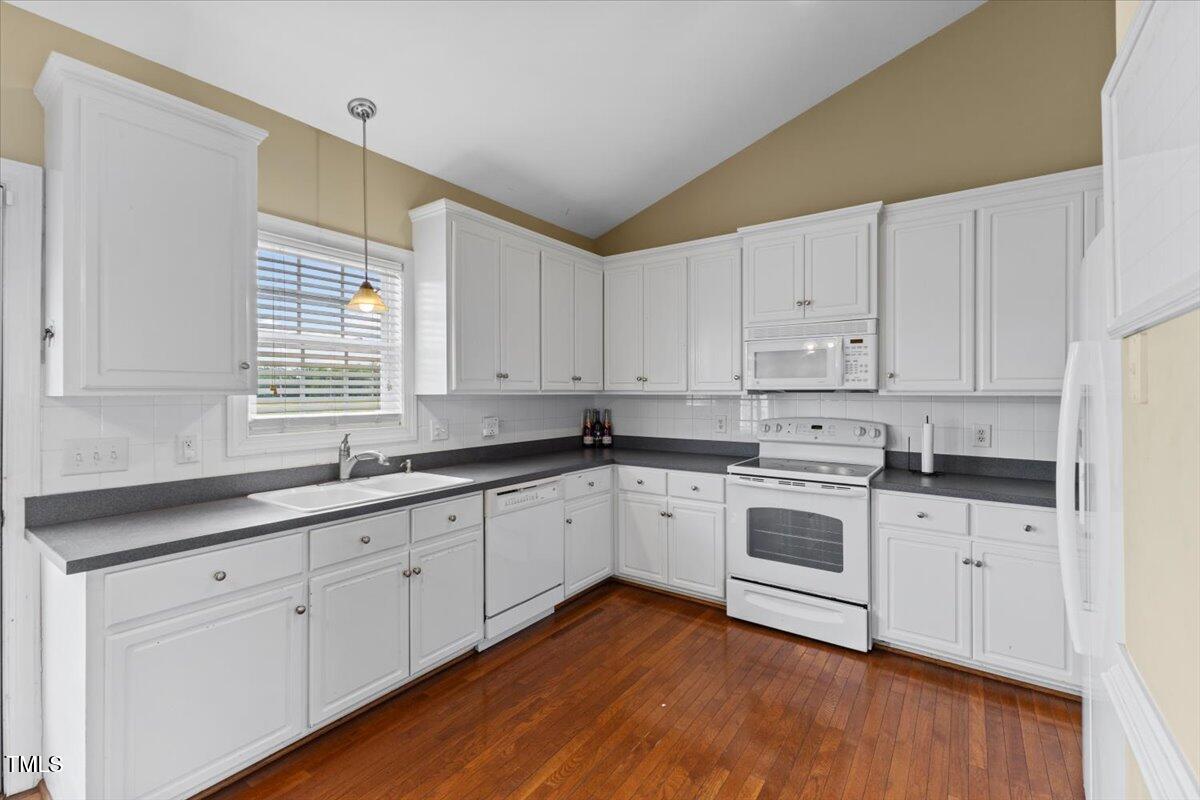 1104 Cross Creek Drive