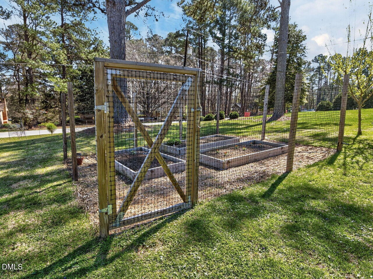 5017 Pine Trail Drive