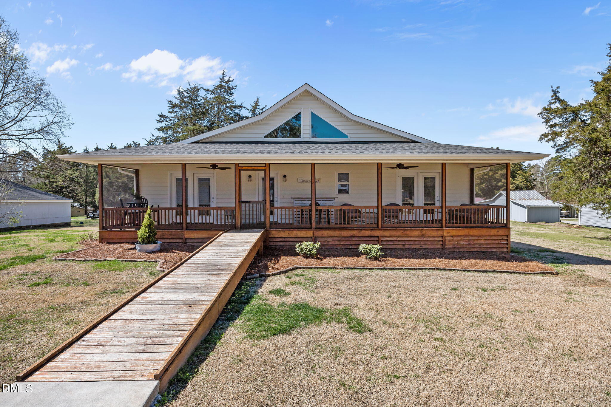 35 Hummingbird Lane