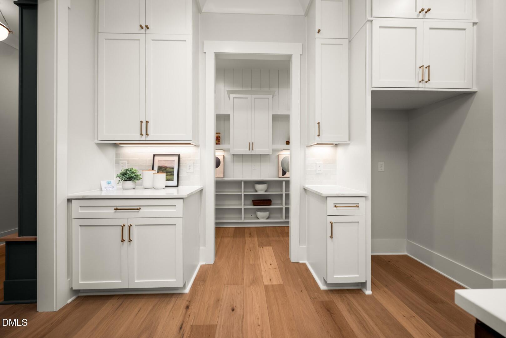 8021 Bud Morris Road