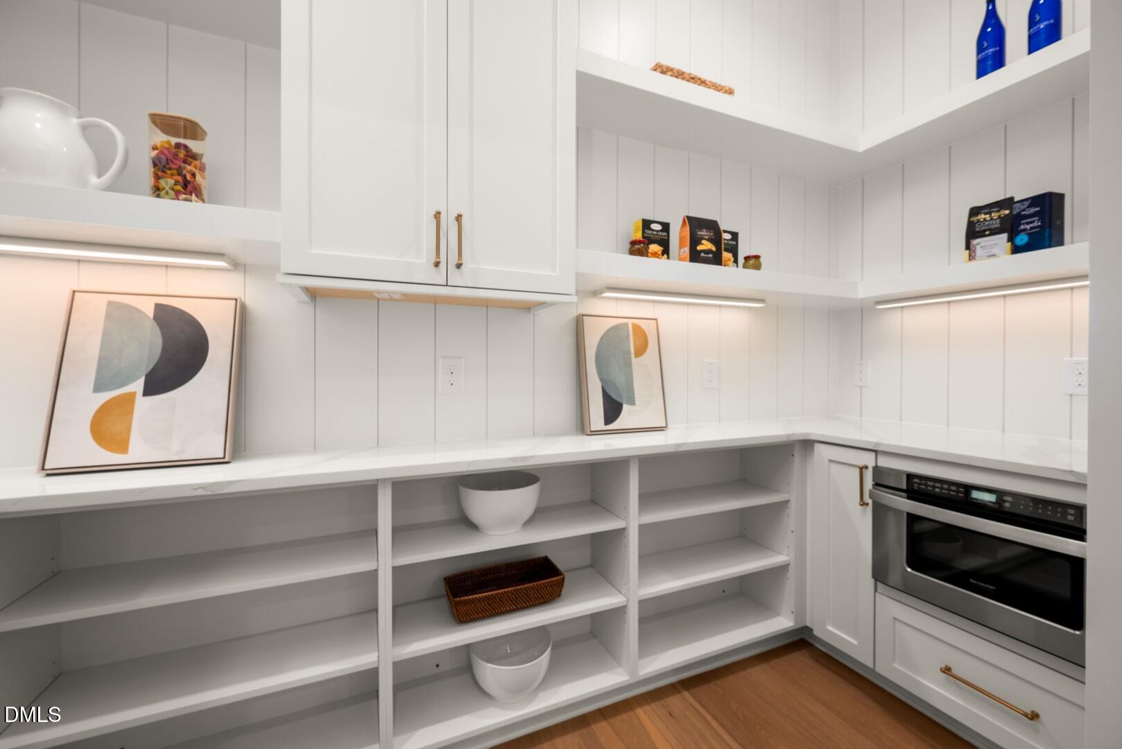 8021 Bud Morris Road