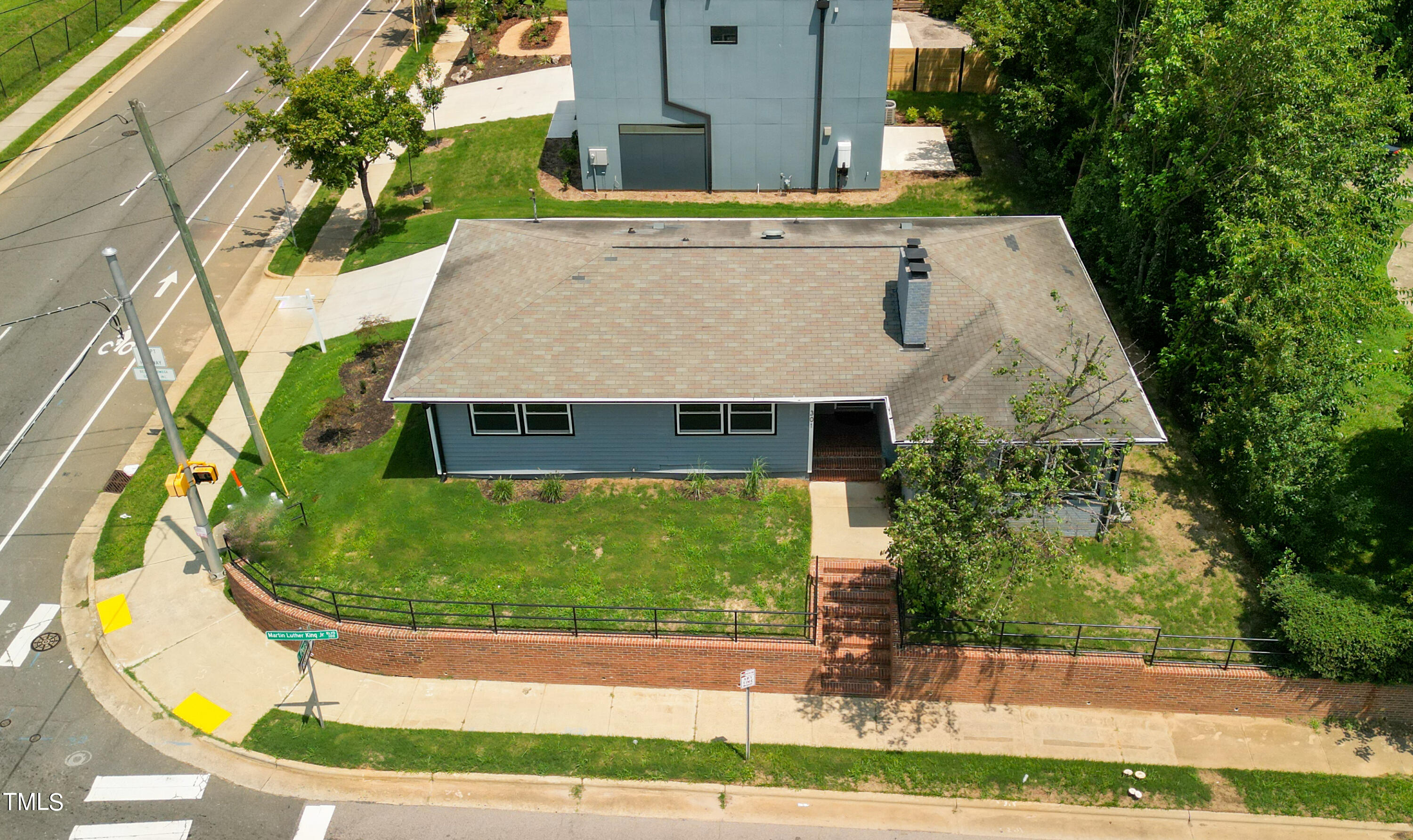 Photo 44 of 44 of 301 Martin Luther King Jr Boulevard house