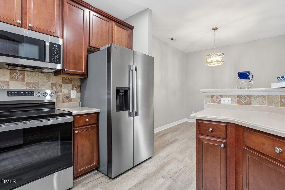 8021 Thrush Ridge Lane