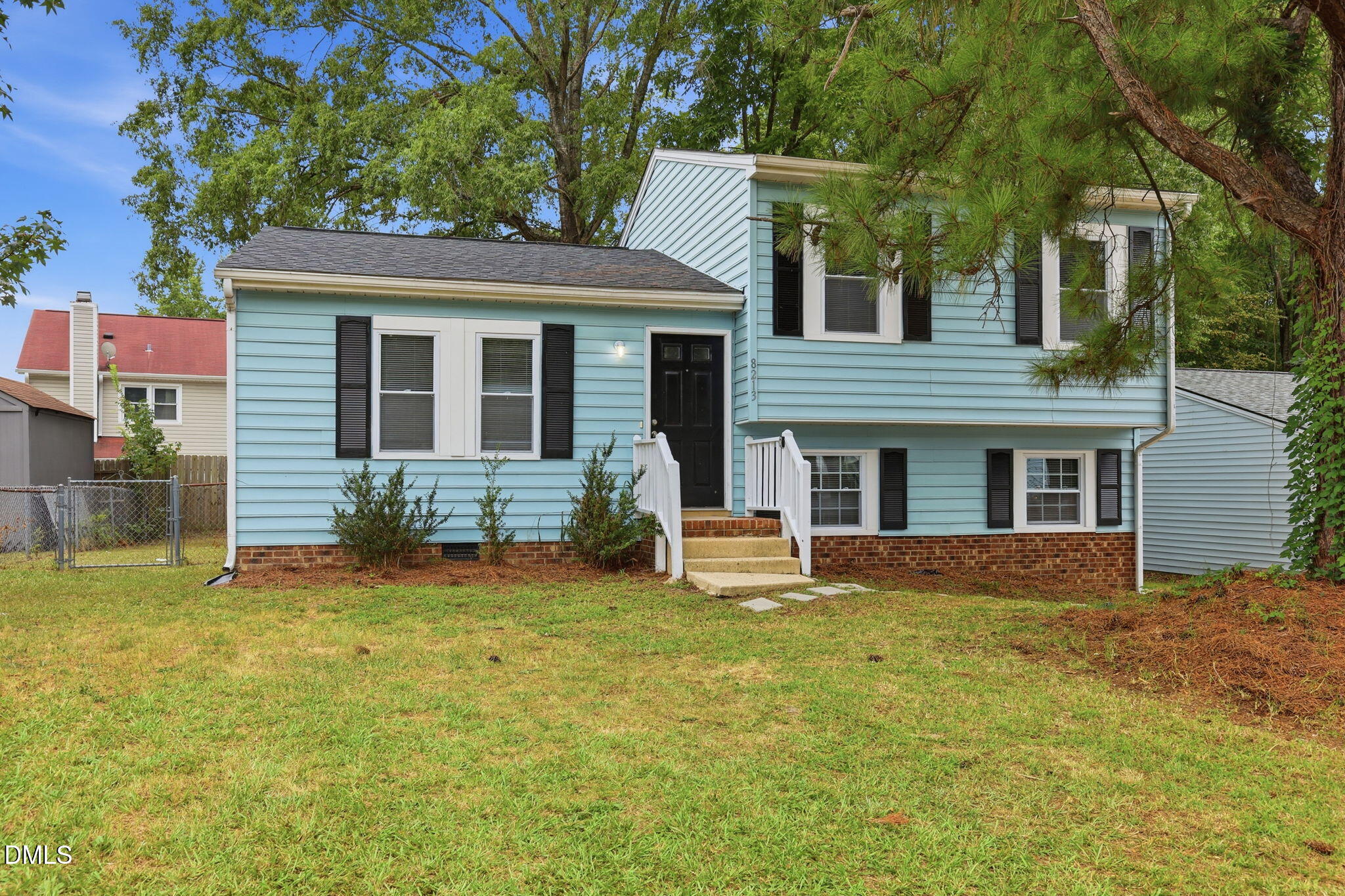8213 Wynewood Court