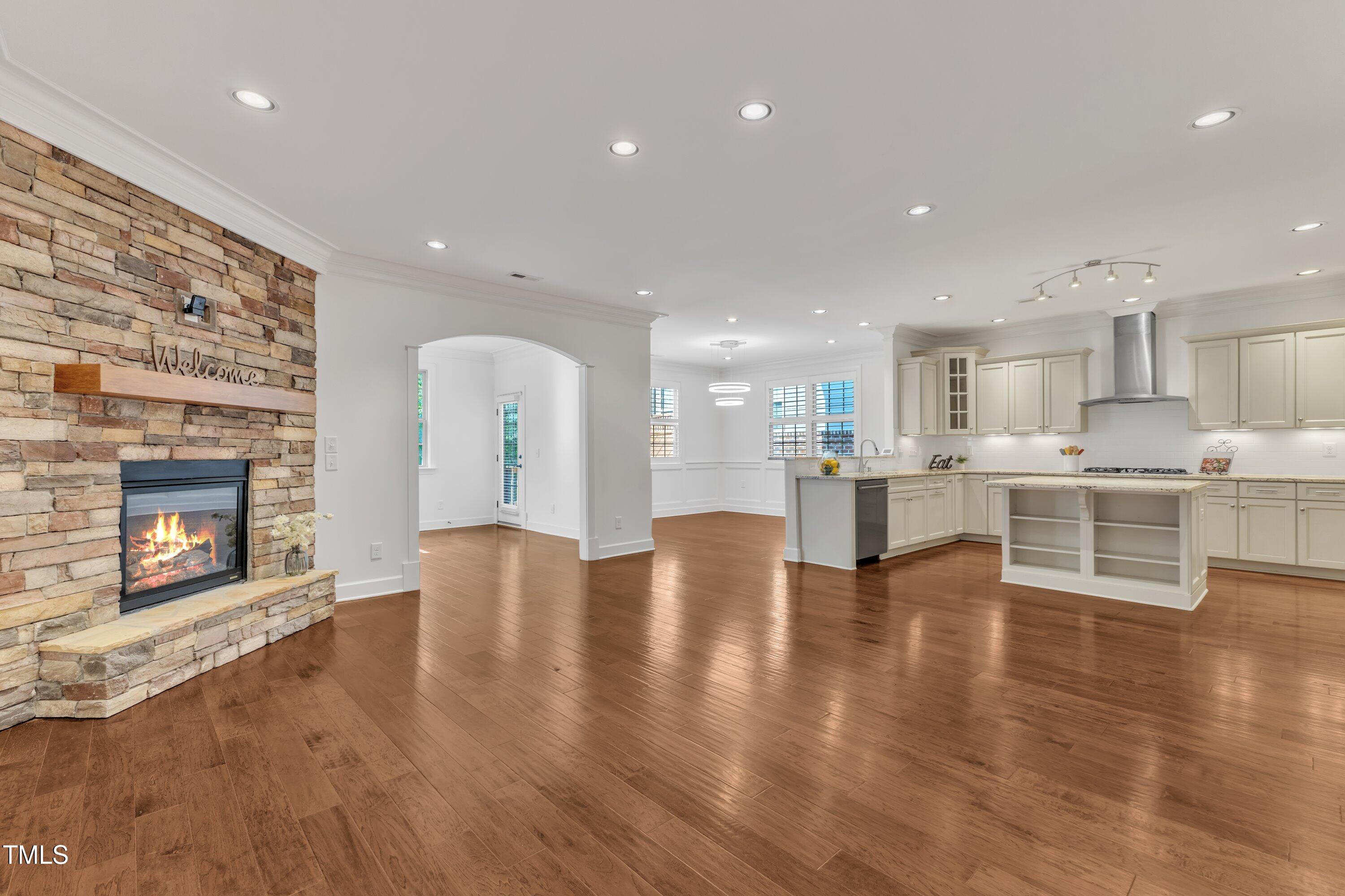 644 Angelica Circle