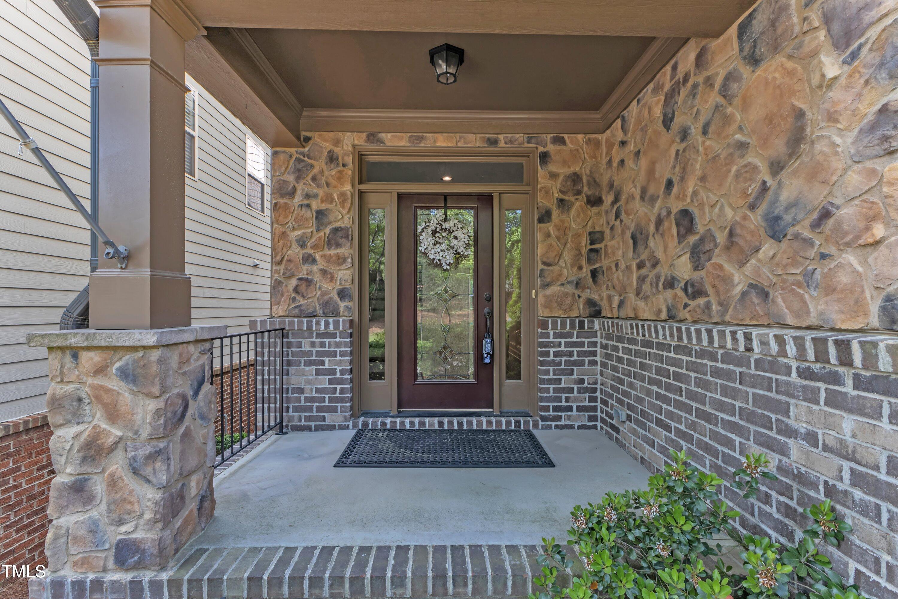 644 Angelica Circle