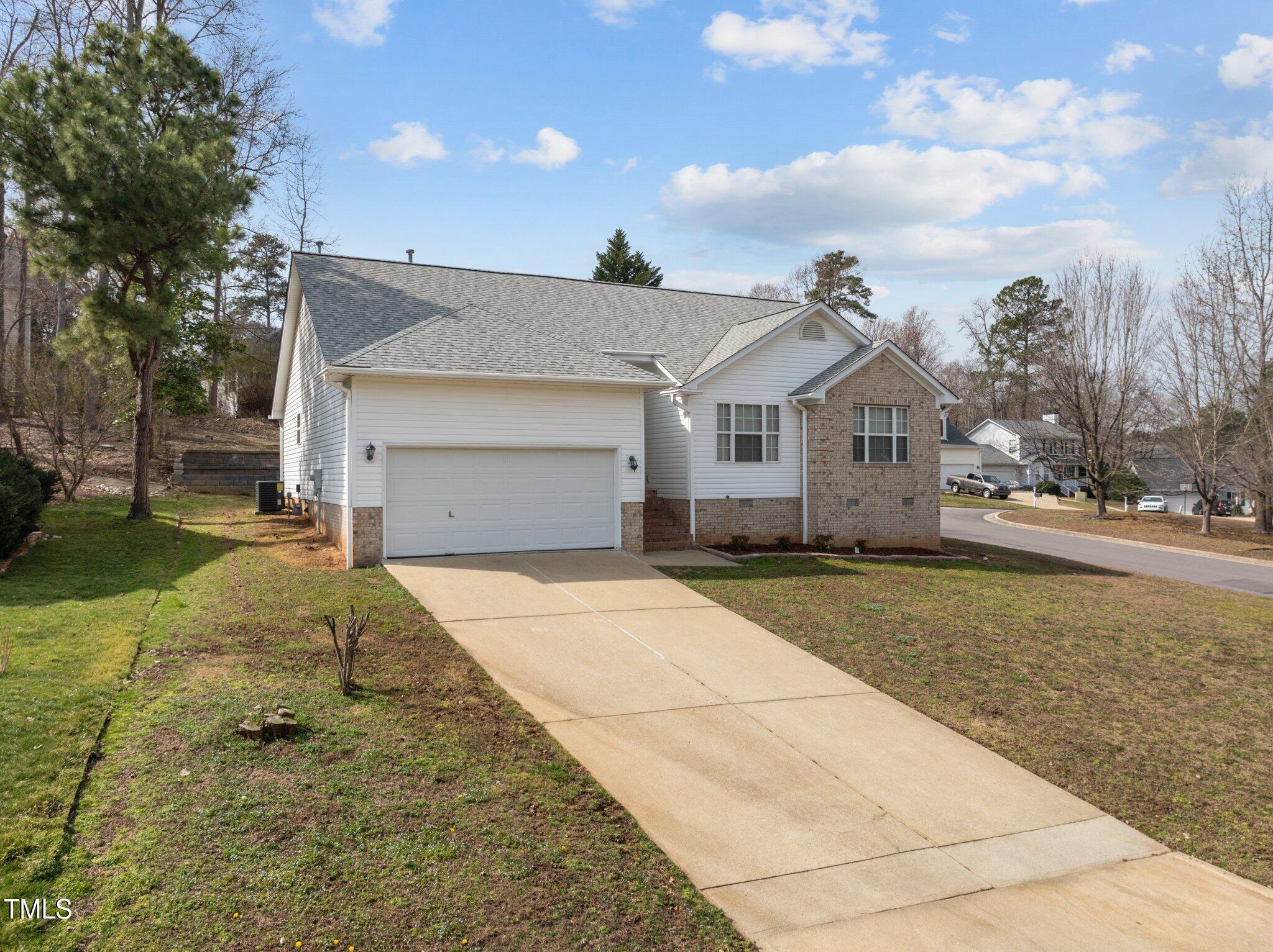 100 W Acres Crescent