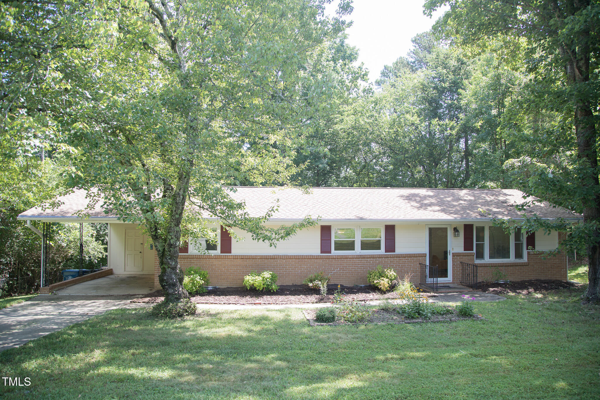 4028 Chaucer Drive