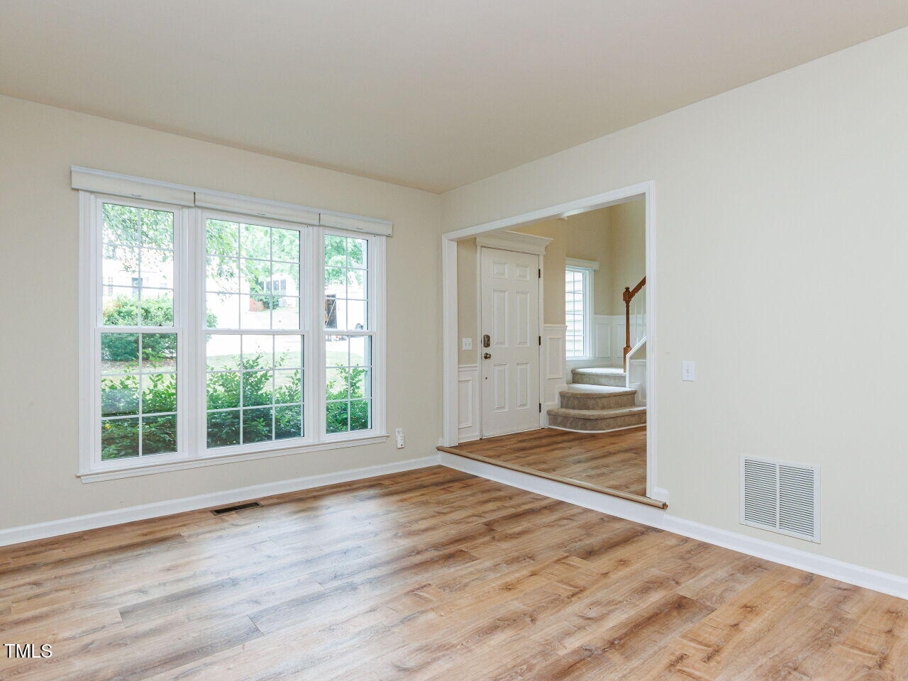 105 Pellinore Court