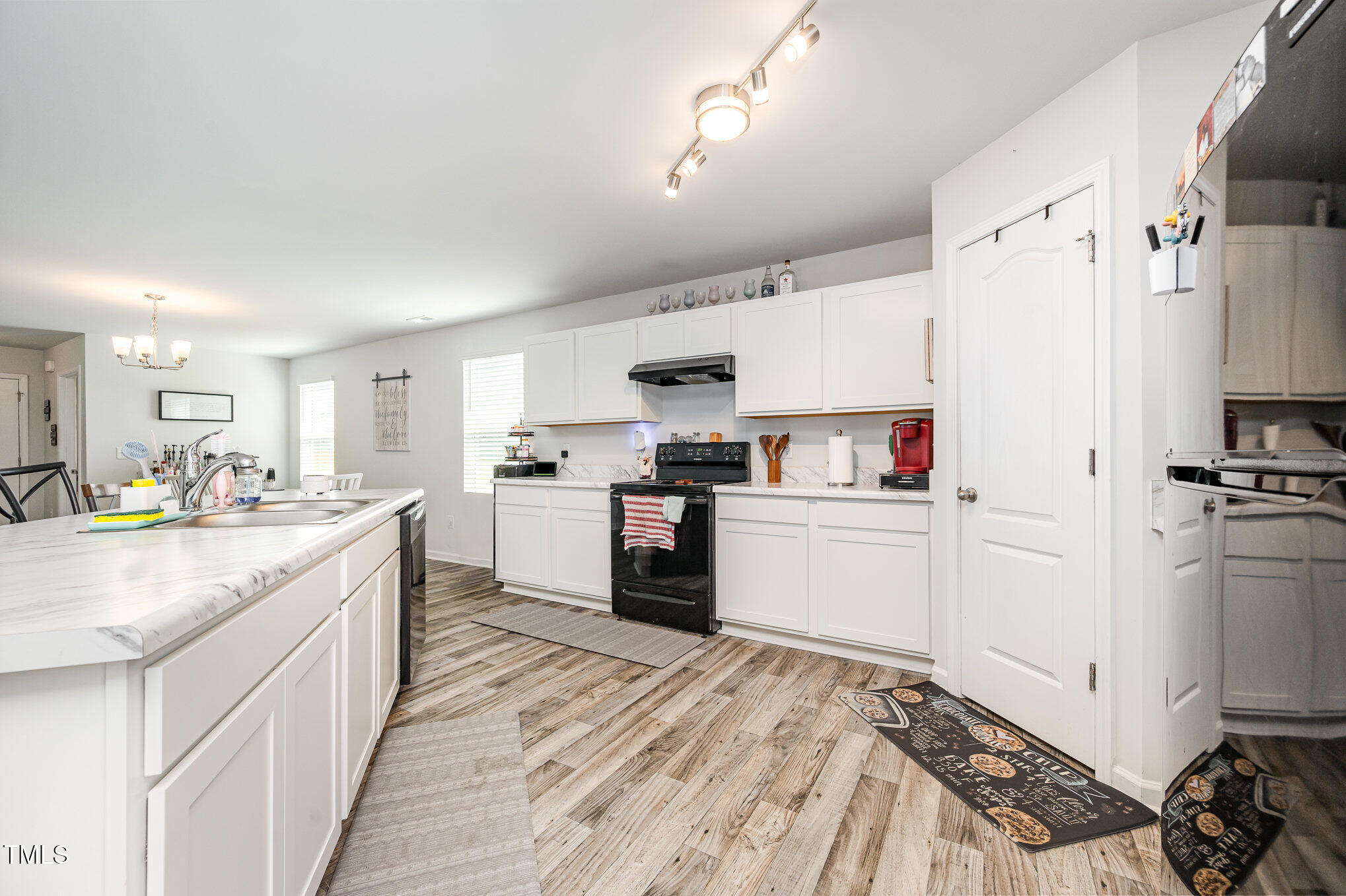 125 Heron Court