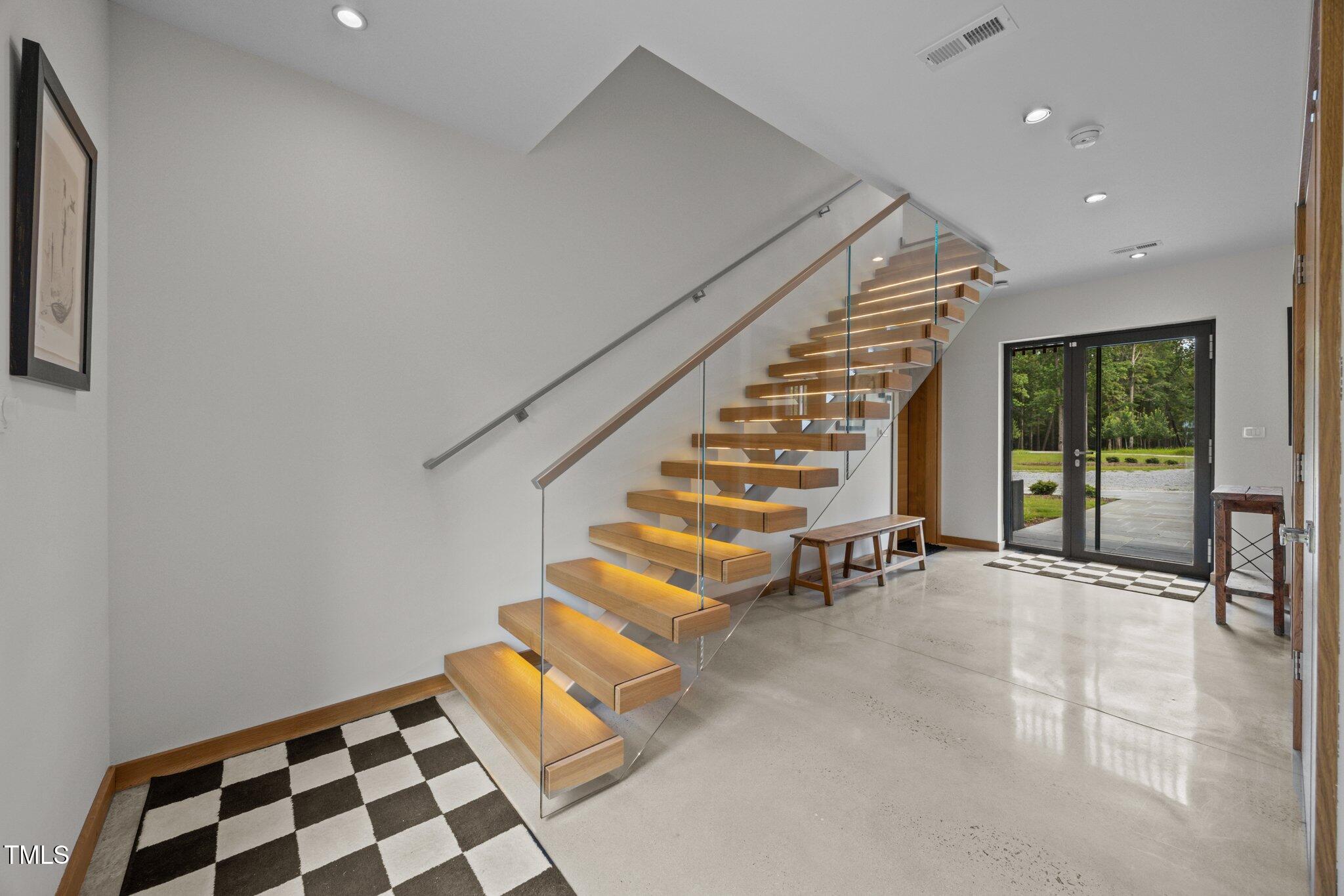 4725 Creeks Junction Road