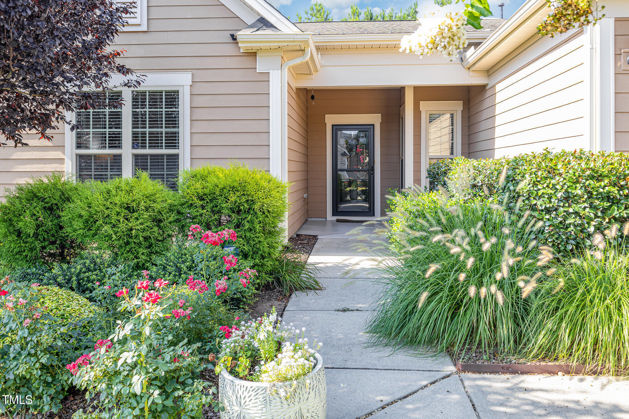 1112 Hooper Place