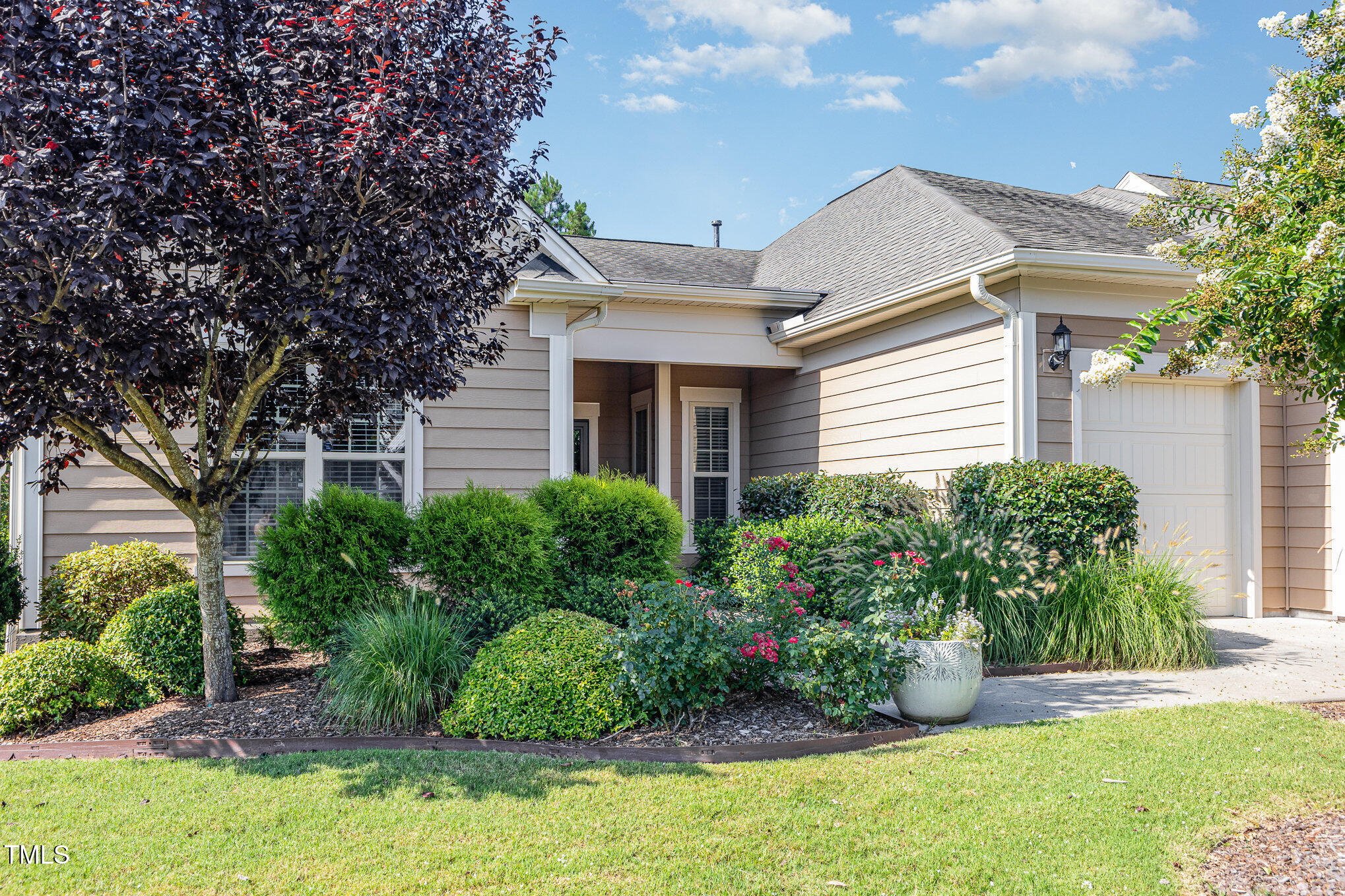 1112 Hooper Place