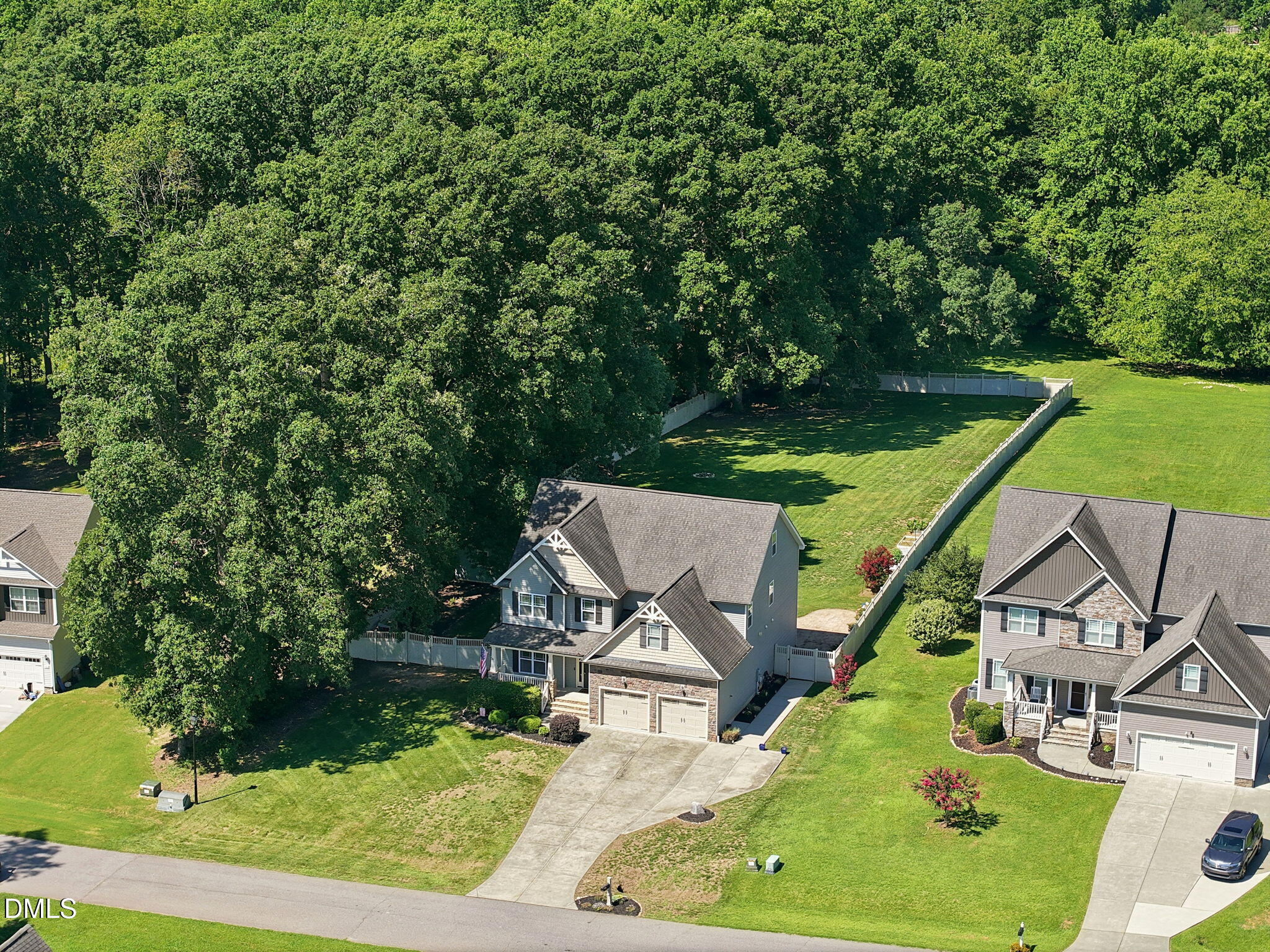 1015 Bluebell Lane