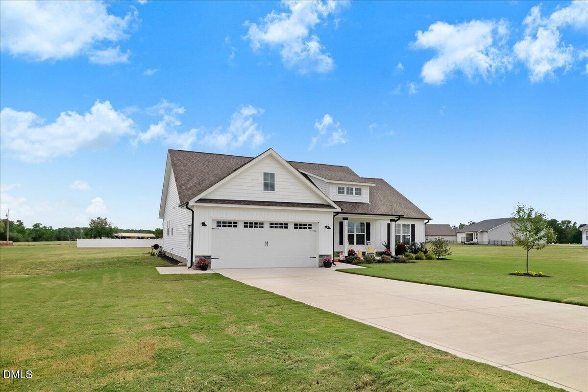 16 Tanseyleaf Drive