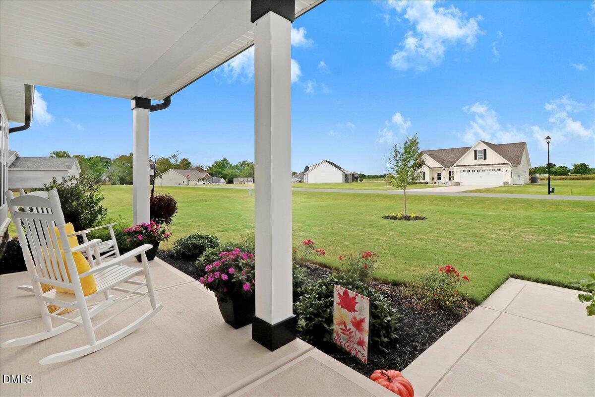 16 Tanseyleaf Drive