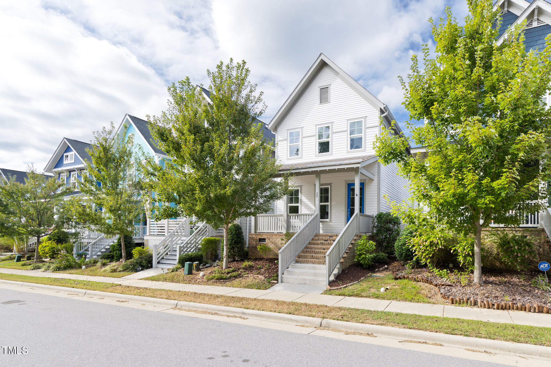 25 Hawk Point Road