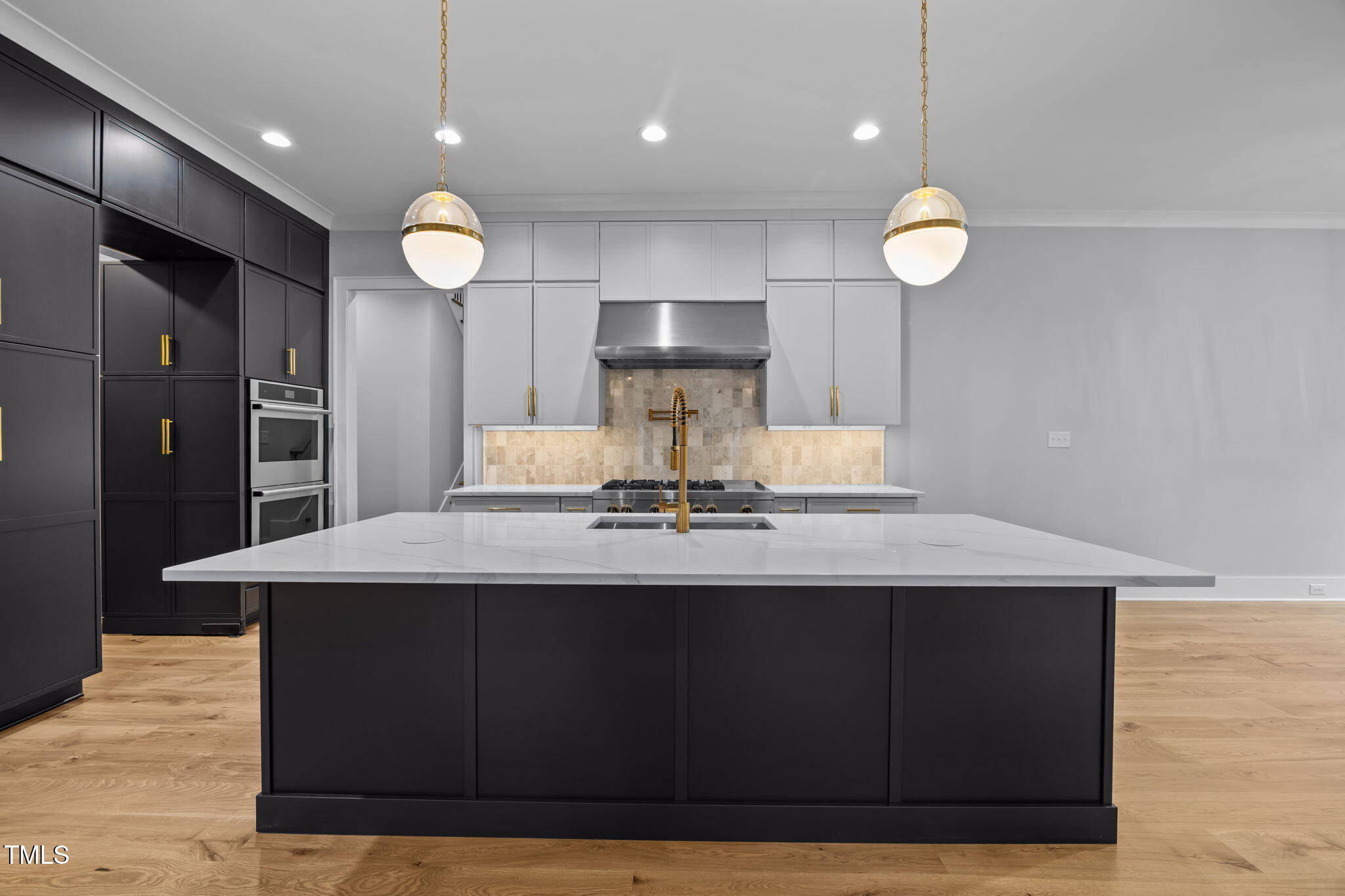 1112 Delilia Lane