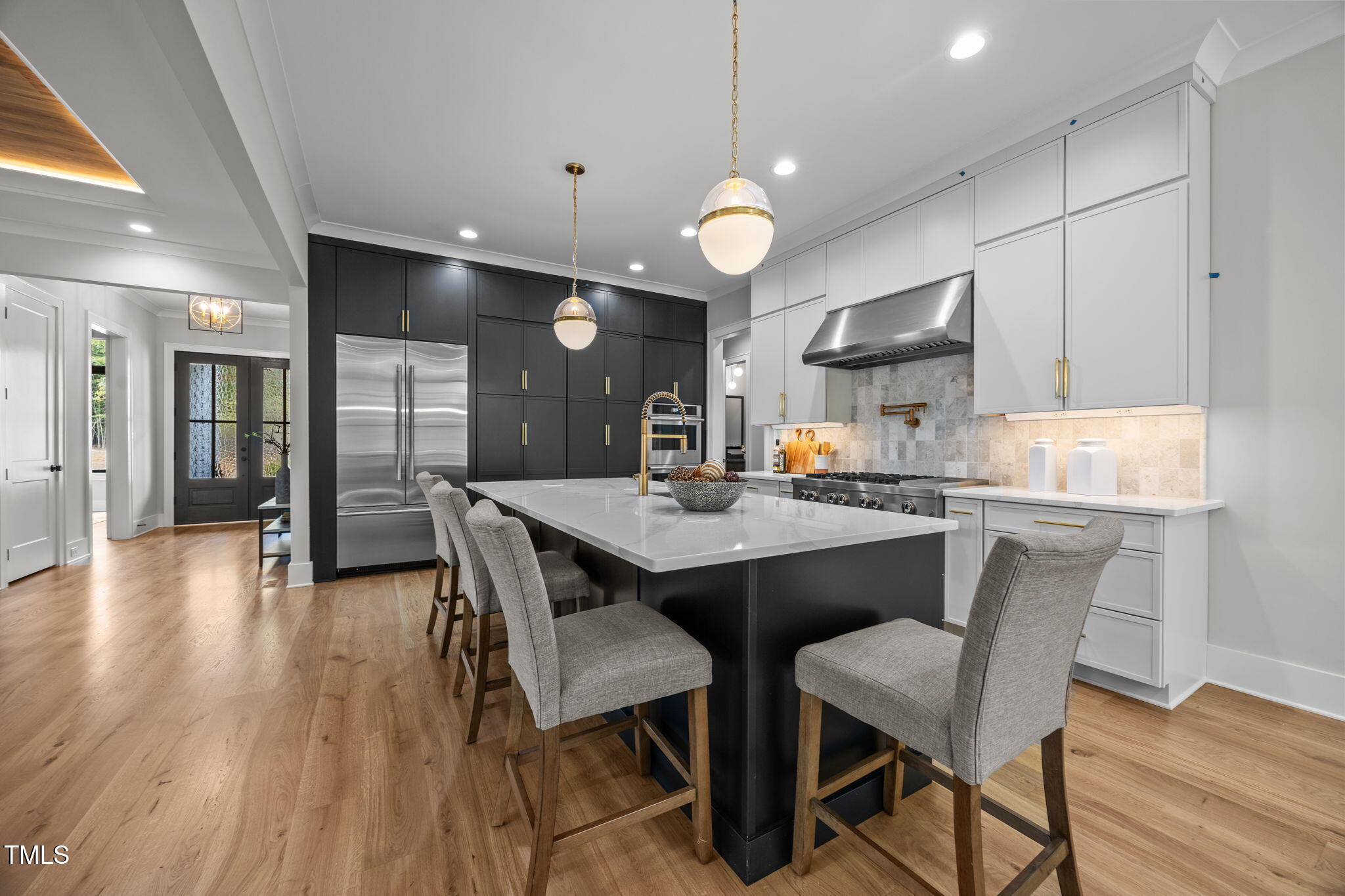 1112 Delilia Lane