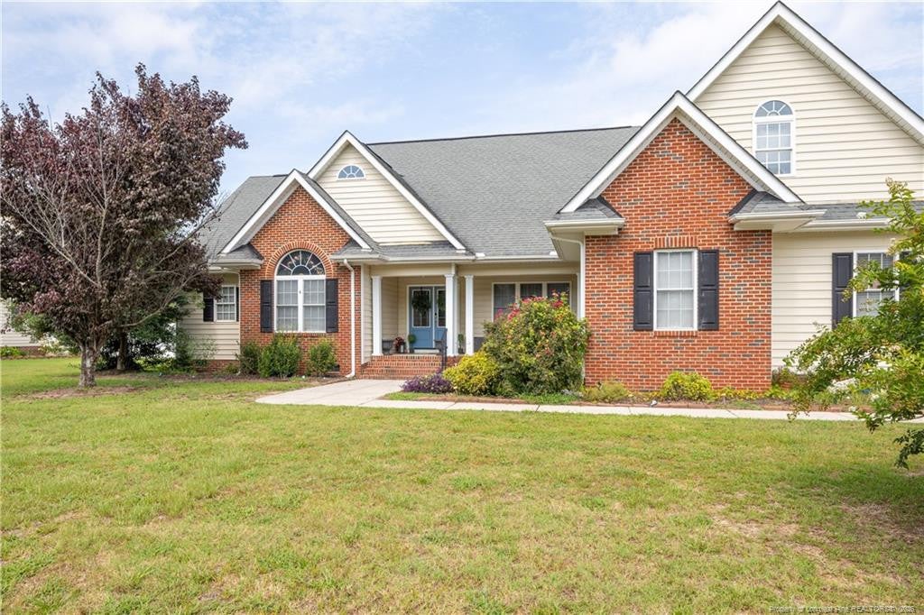 165 Pinecroft Drive