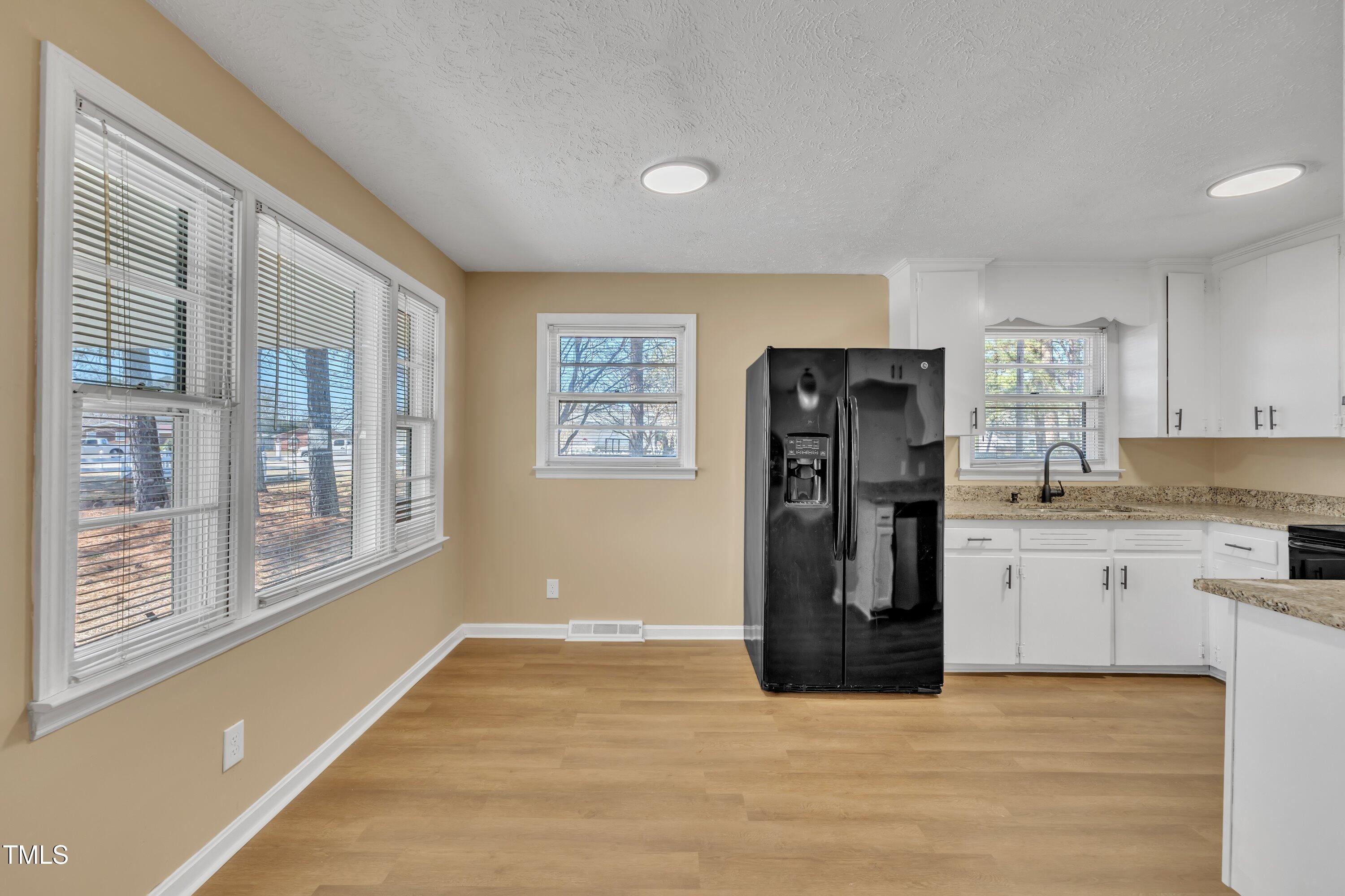 1403 Fairground Road Road