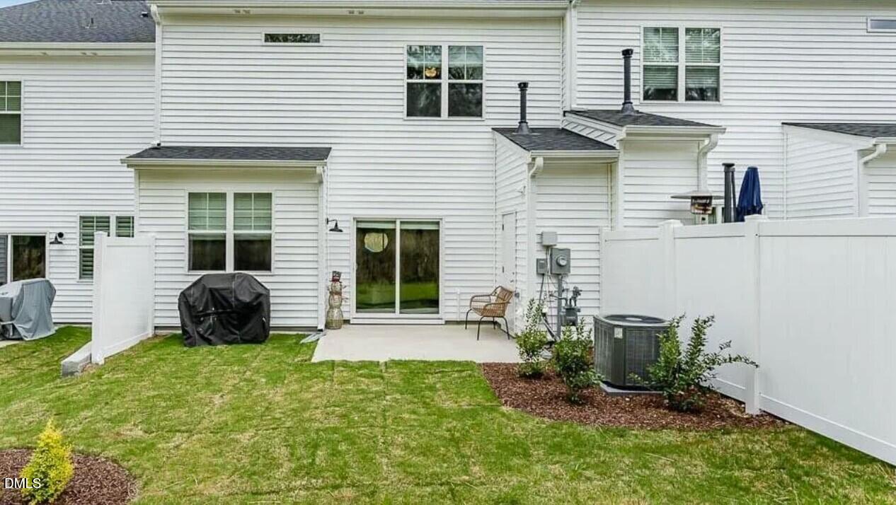 212 Bridge Point Drive