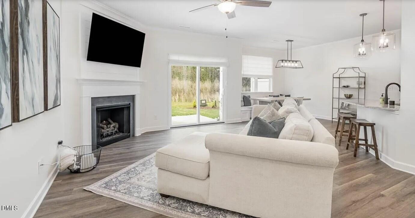 212 Bridge Point Drive