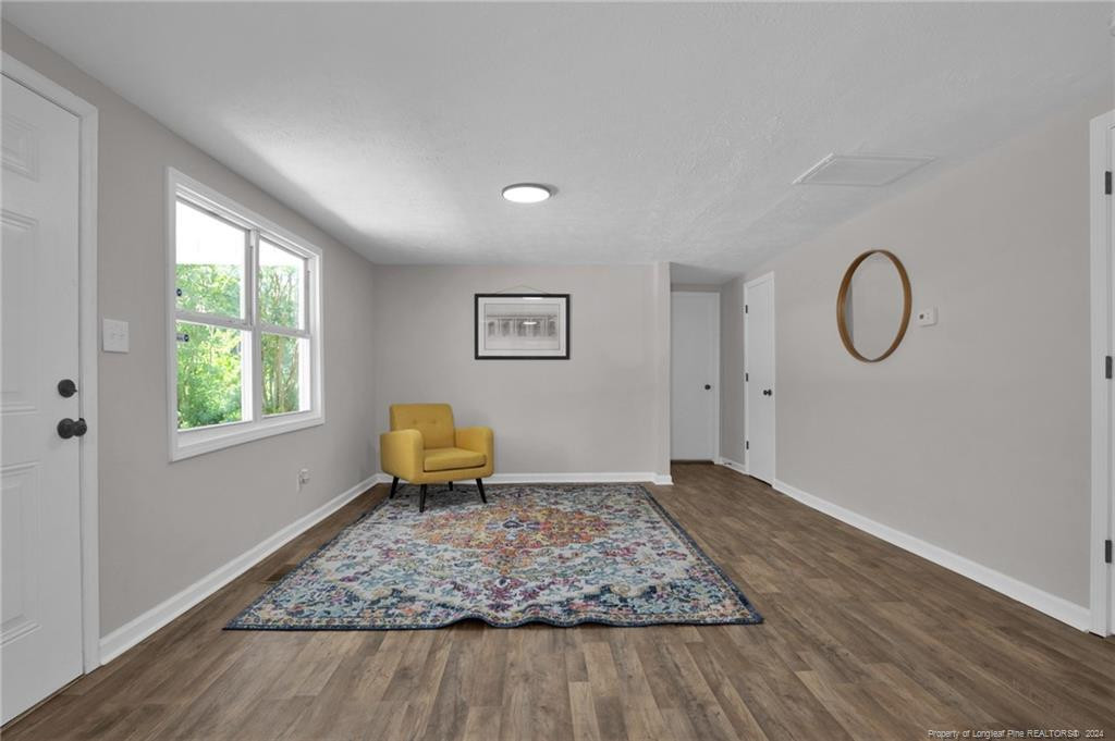 1613 Halsey Loop