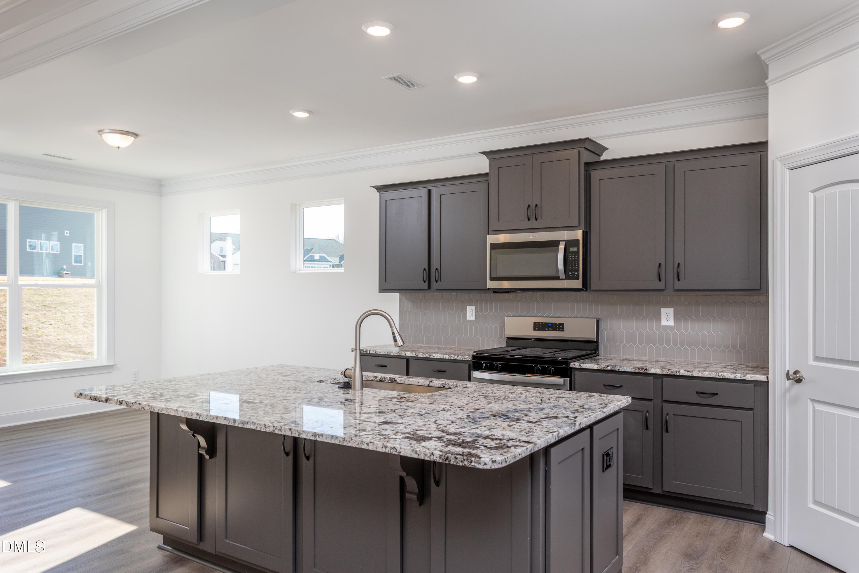 25 Sawtooth Oak Lane