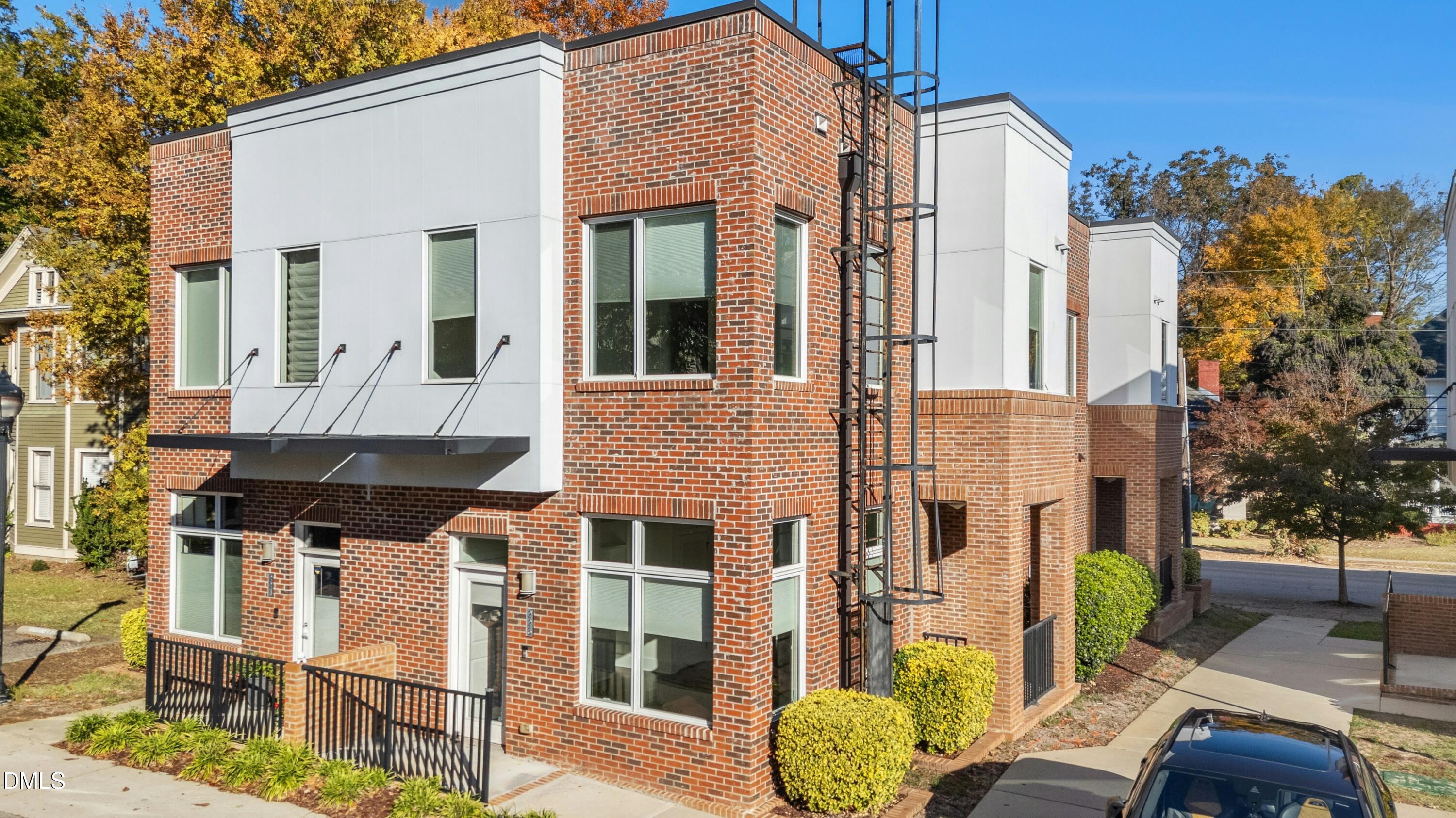 226 William Drummond Way